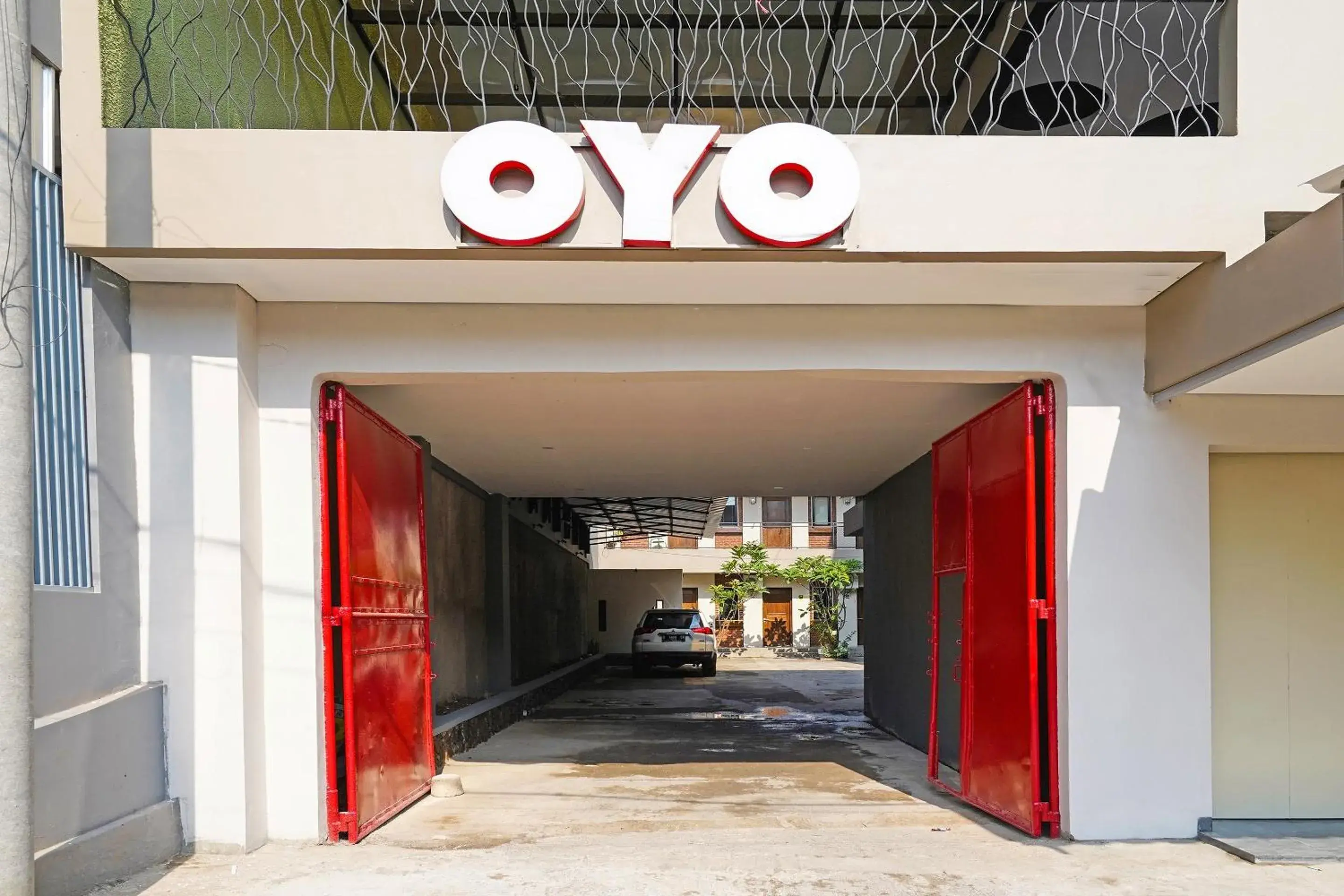 Facade/entrance in Capital O 1898 Louise Place Facade/entrance in Capital O 1898 Louise Place