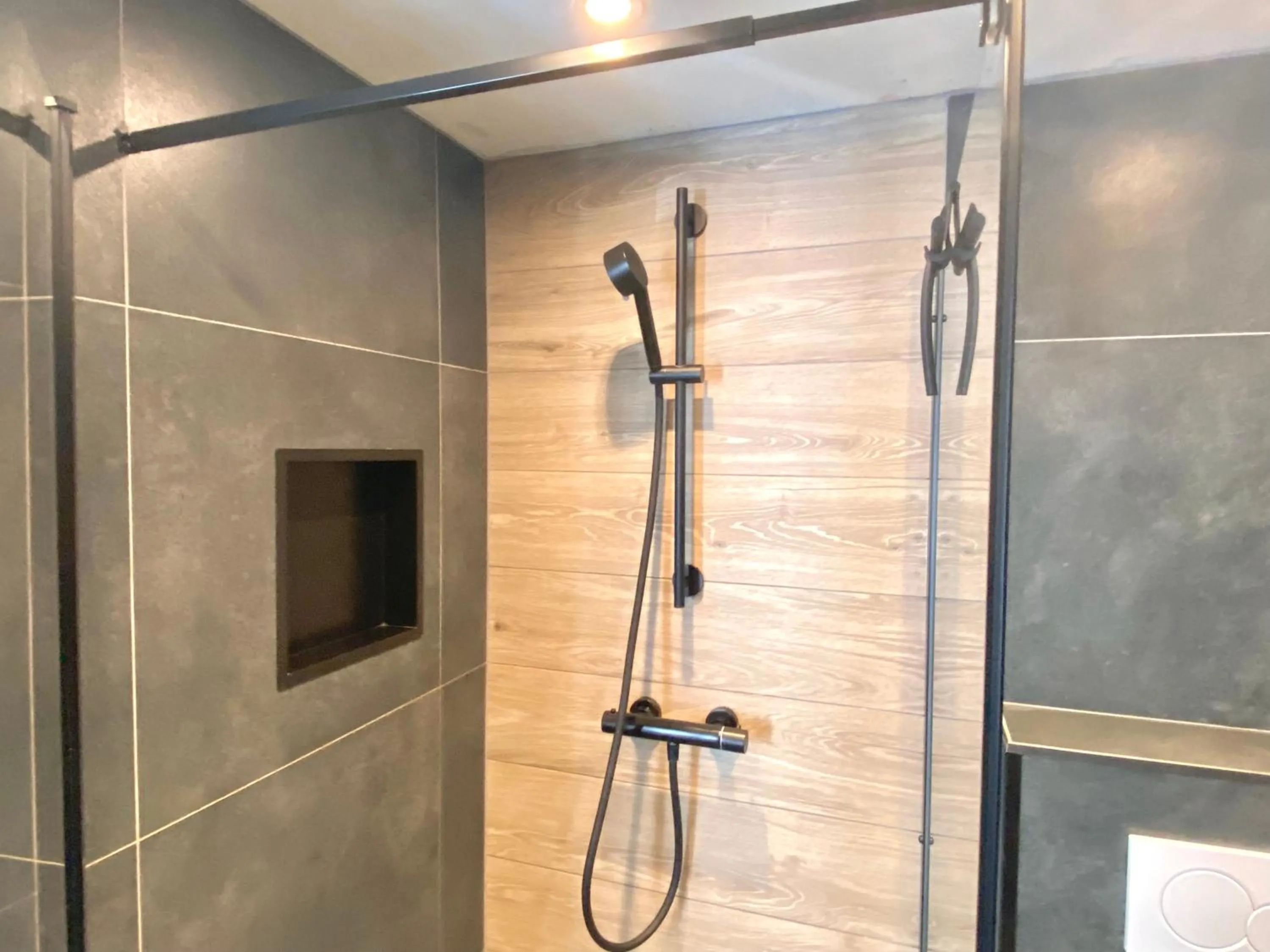 Shower in Bed & Ontbijt Haddock