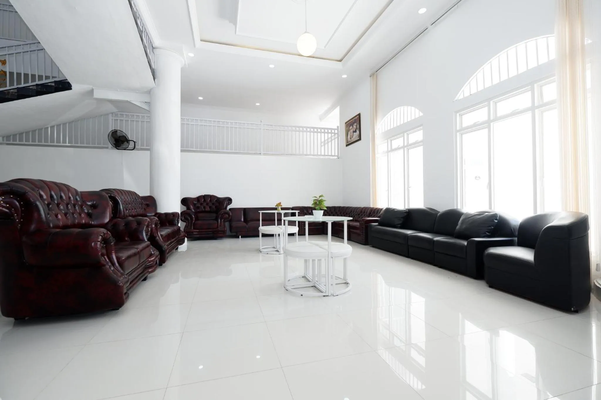 Seating area in Griya RW Family Guest House Redpartner