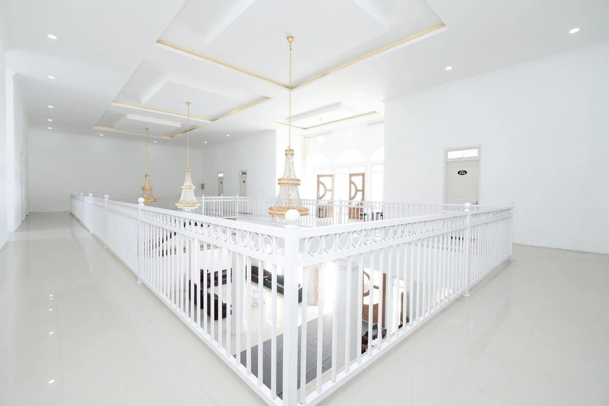 Lobby or reception in Griya RW Family Guest House Redpartner