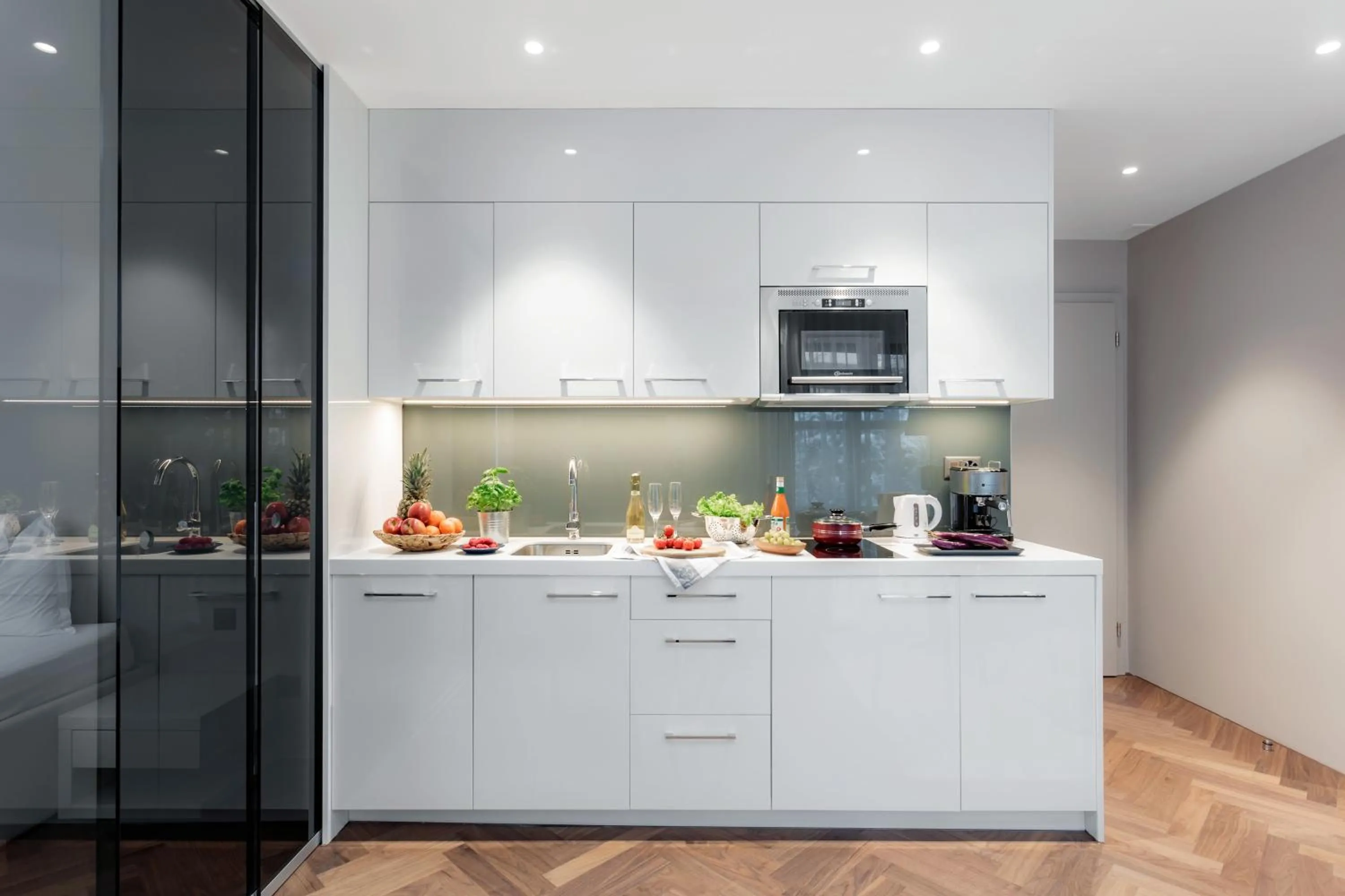 Kitchen or kitchenette in VISIONAPARTMENTS Bellariastrasse - contactless check-in