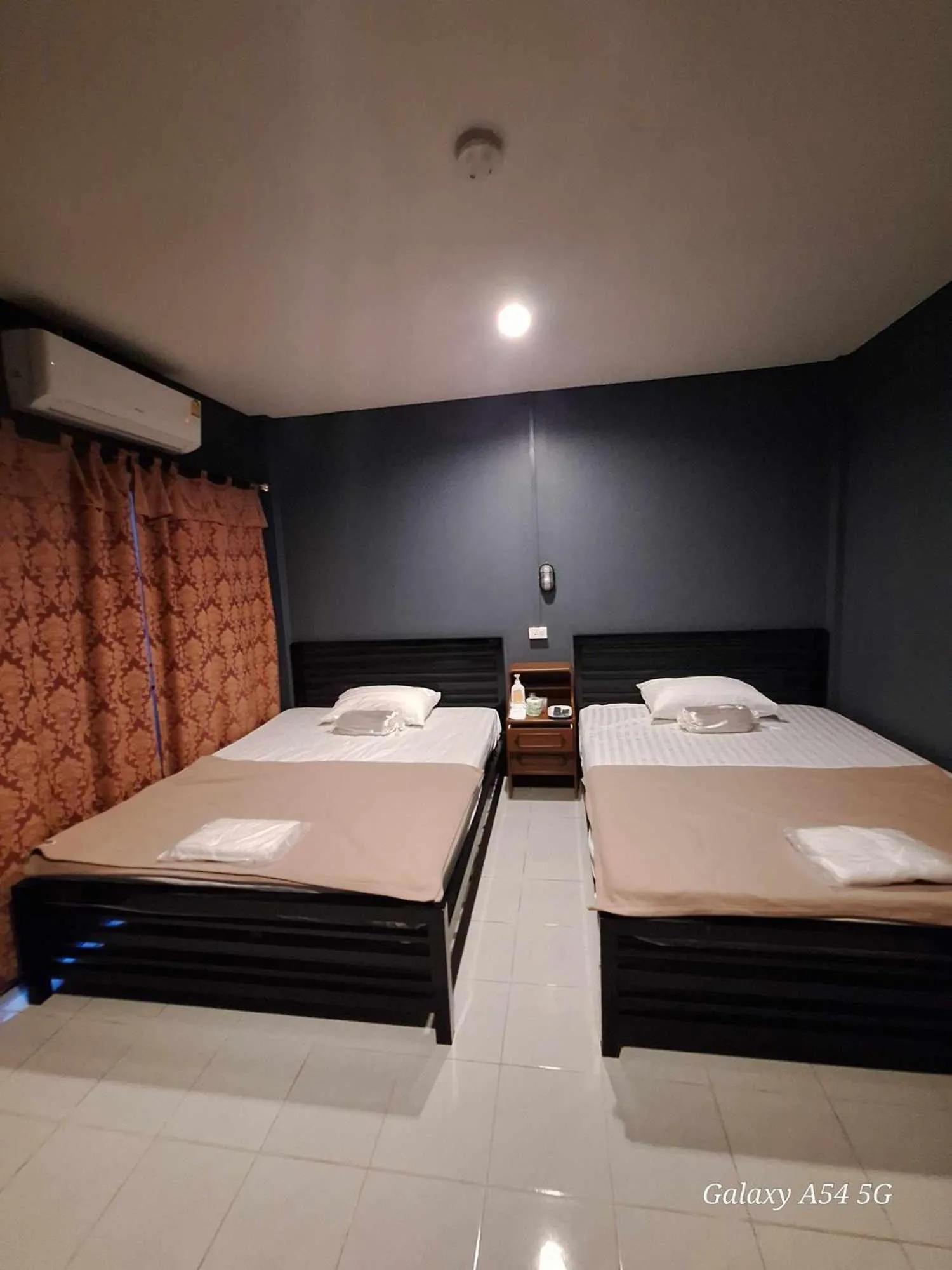 Deluxe Twin Room in เบดเคบินส์ แม่ฟ้าหลวง