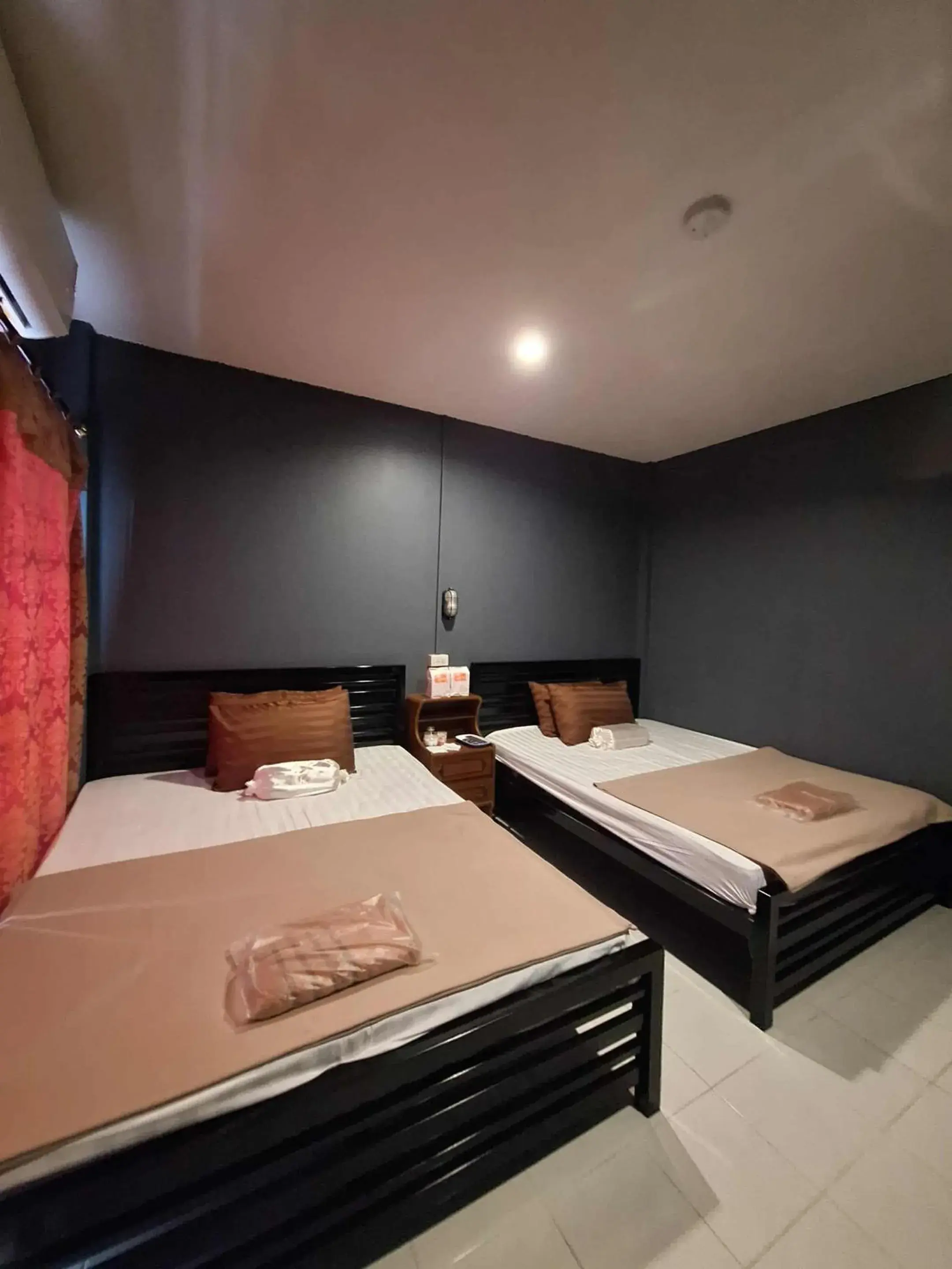 Deluxe Twin Room in BedCabin Deluxe Twin Room in BedCabin