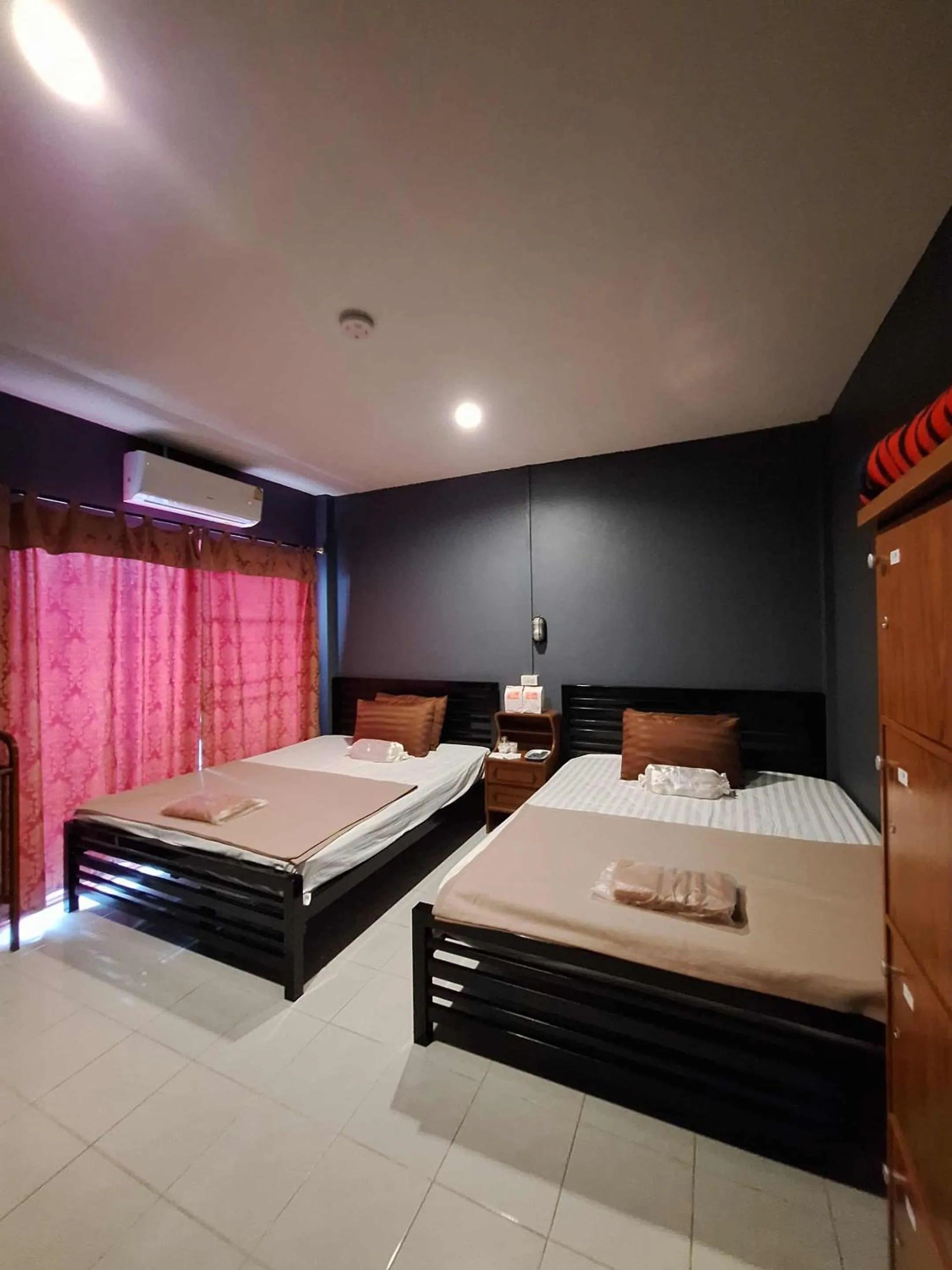 Bedroom, Bed in BedCabin