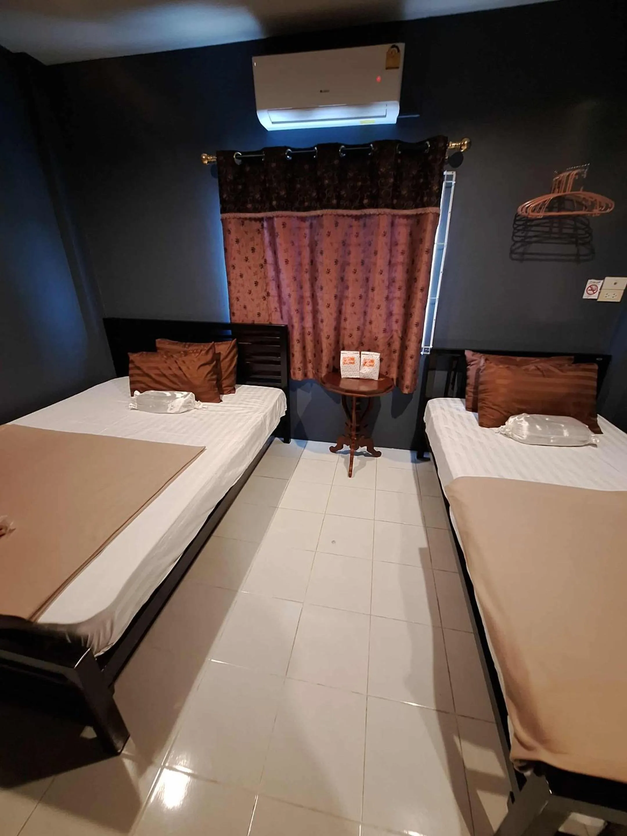 Bedroom, Bed in BedCabin