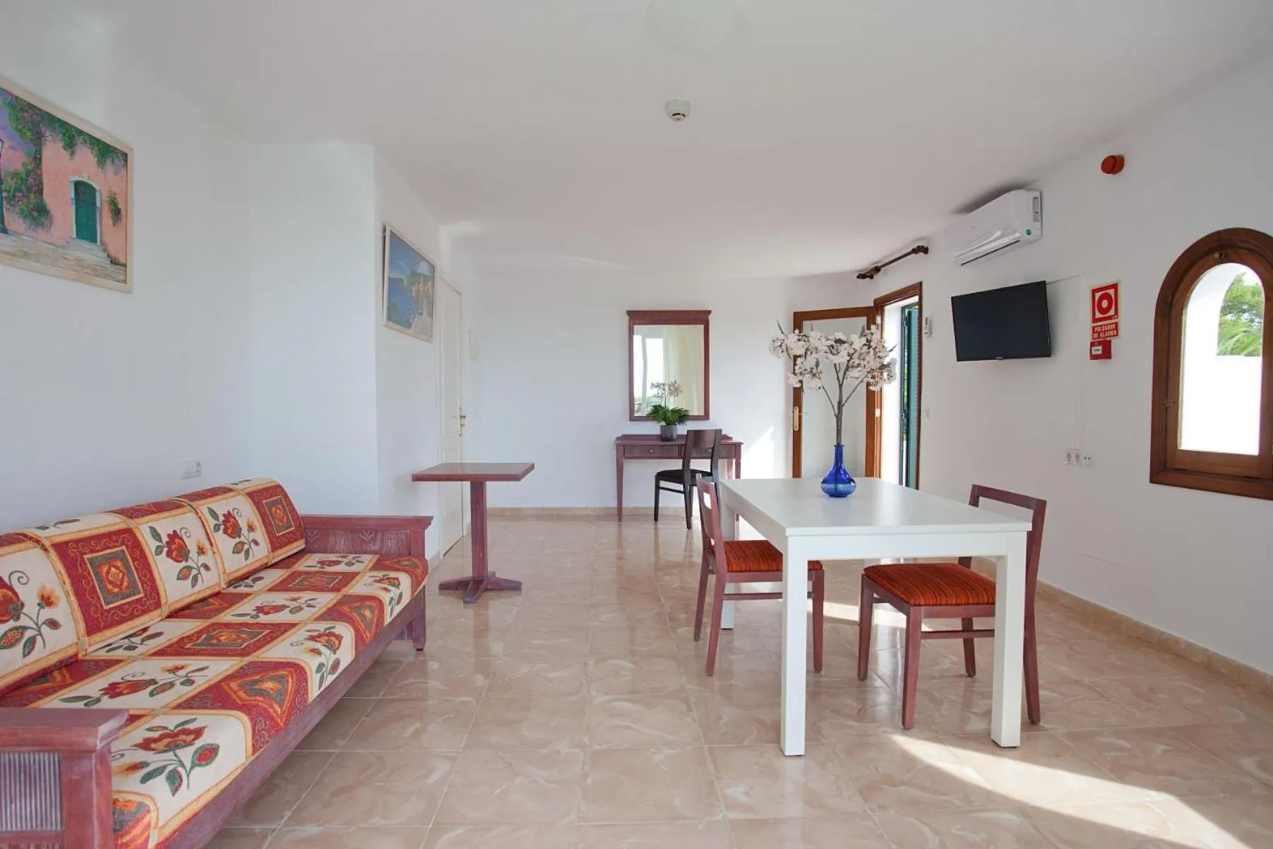 Living room in Apartamentos Cala Murada Tennis