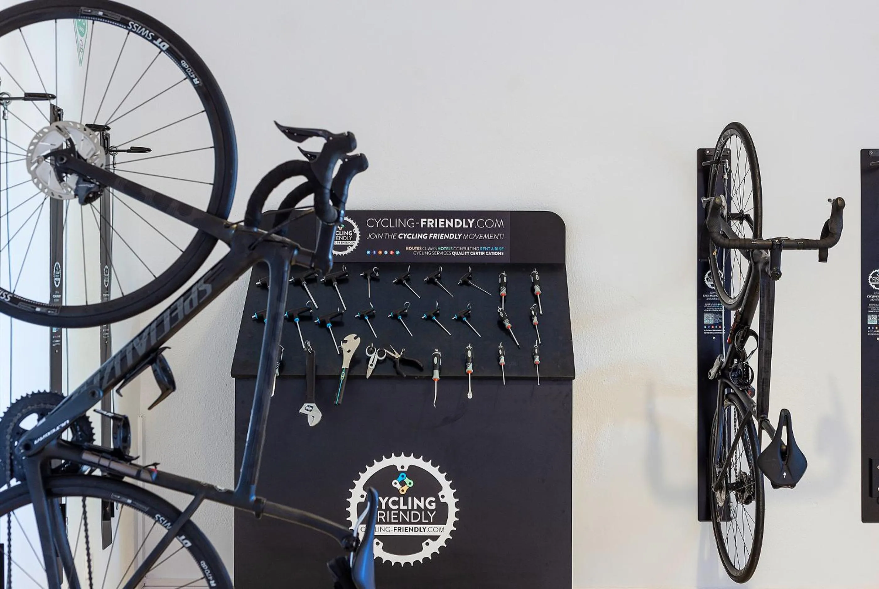 Activities in Apartamentos Cala Murada Tennis