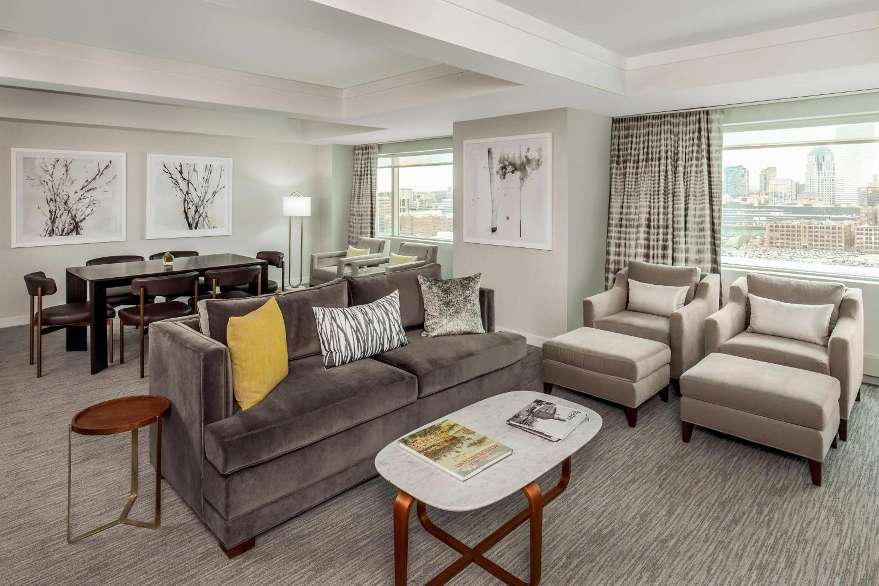 Living room in The Westin Boston Seaport District