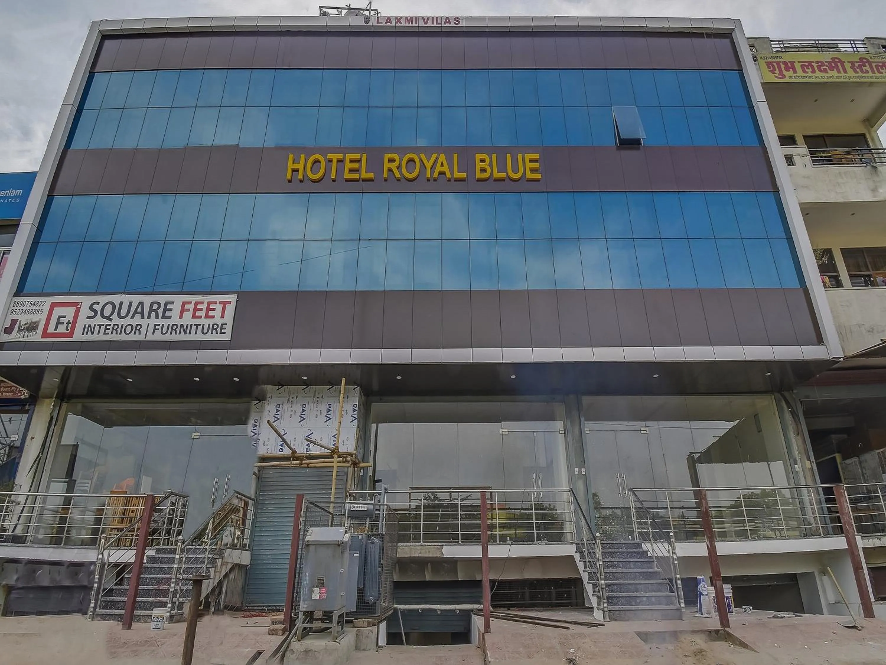 Facade/entrance in Hotel O Royal Blue
