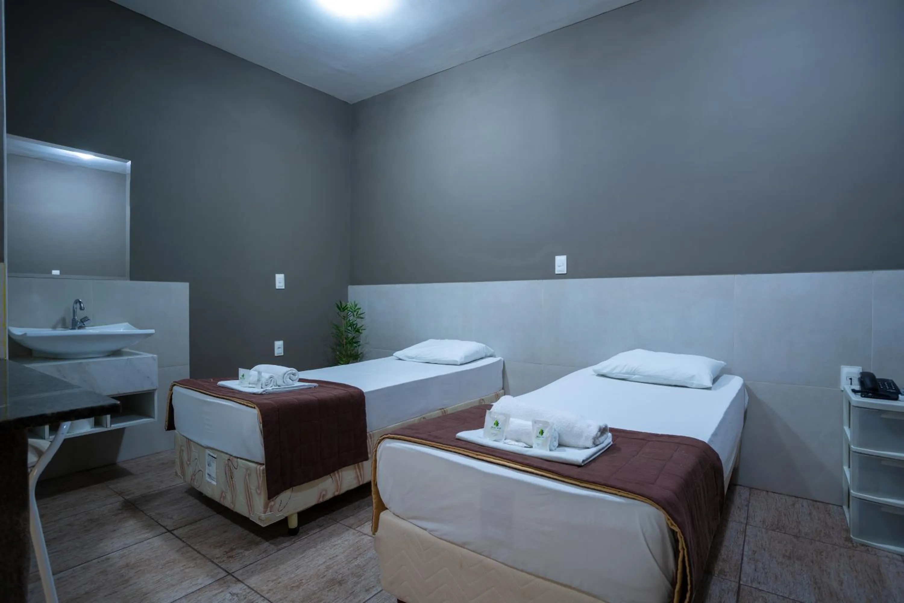 Photo of the whole room, Bed in Hotel BH Inn Palmares - Fácil Acesso Cristiano Machado, Centerminas e Minas Shopping