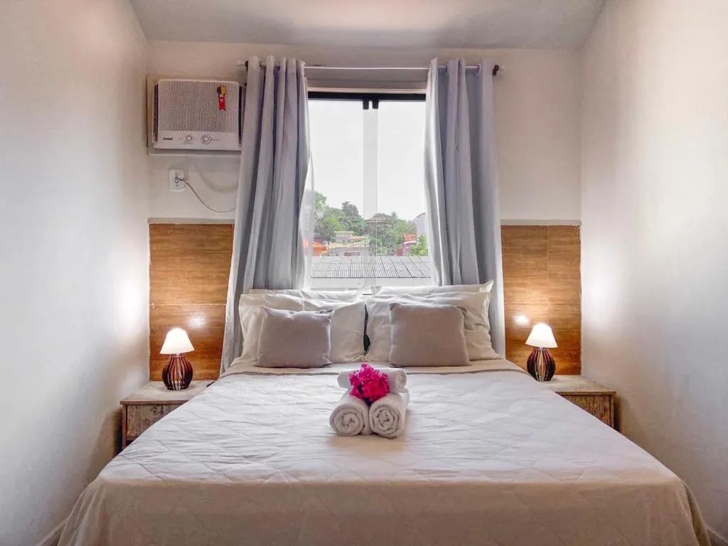 Photo of the whole room, Bed in Pousada Brisas de Búzios