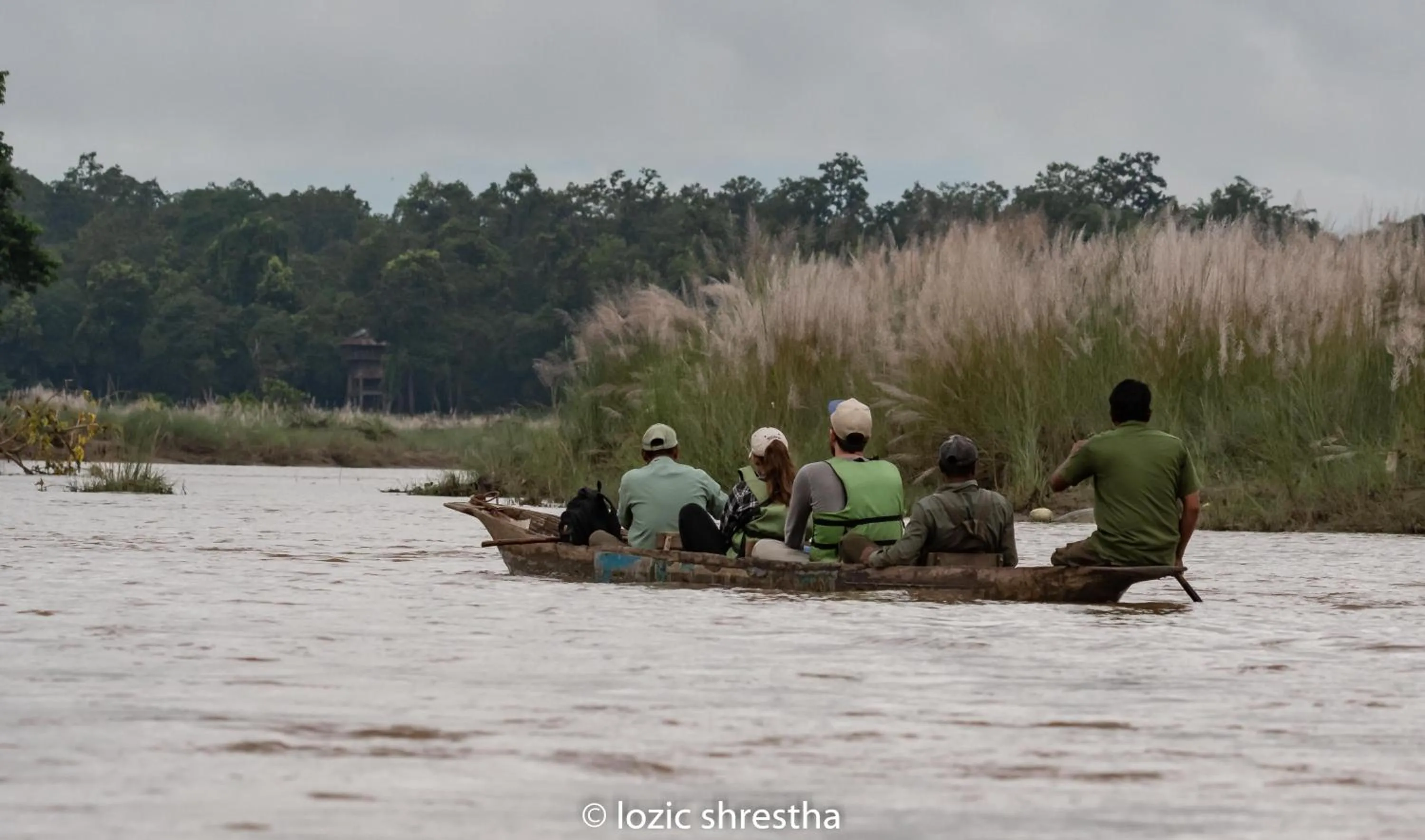 Canoeing in Eden jungle resort