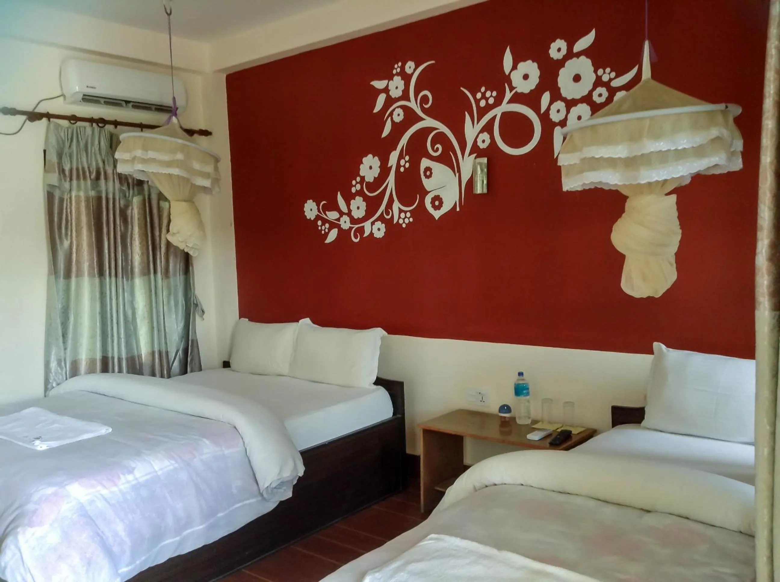 Bed in Eden jungle resort