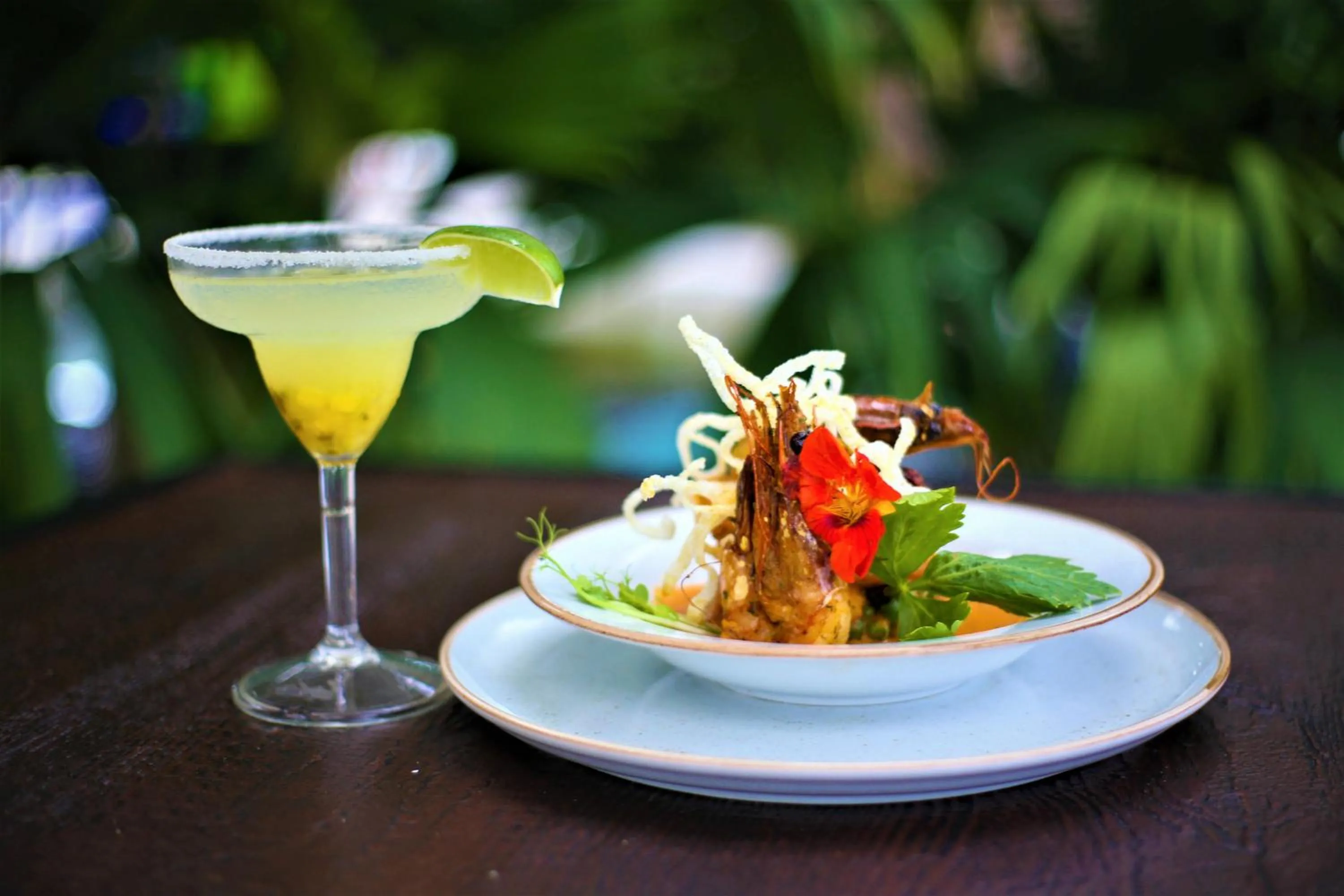 Food and drinks in Arenal Paraiso Resort Spa & Thermo Mineral Hot Springs