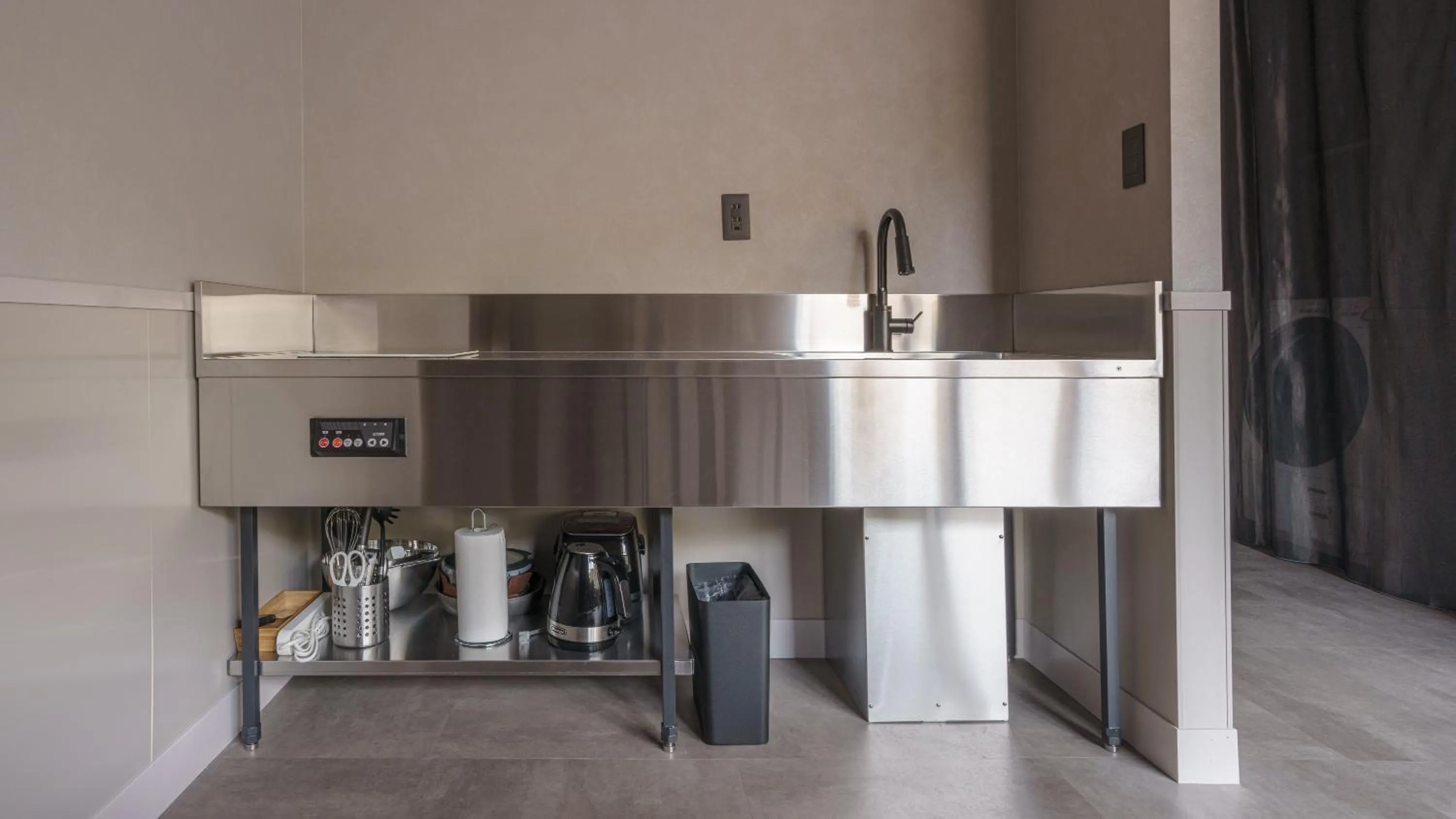 Coffee/tea facilities in Hotel Aoka Kamigoto