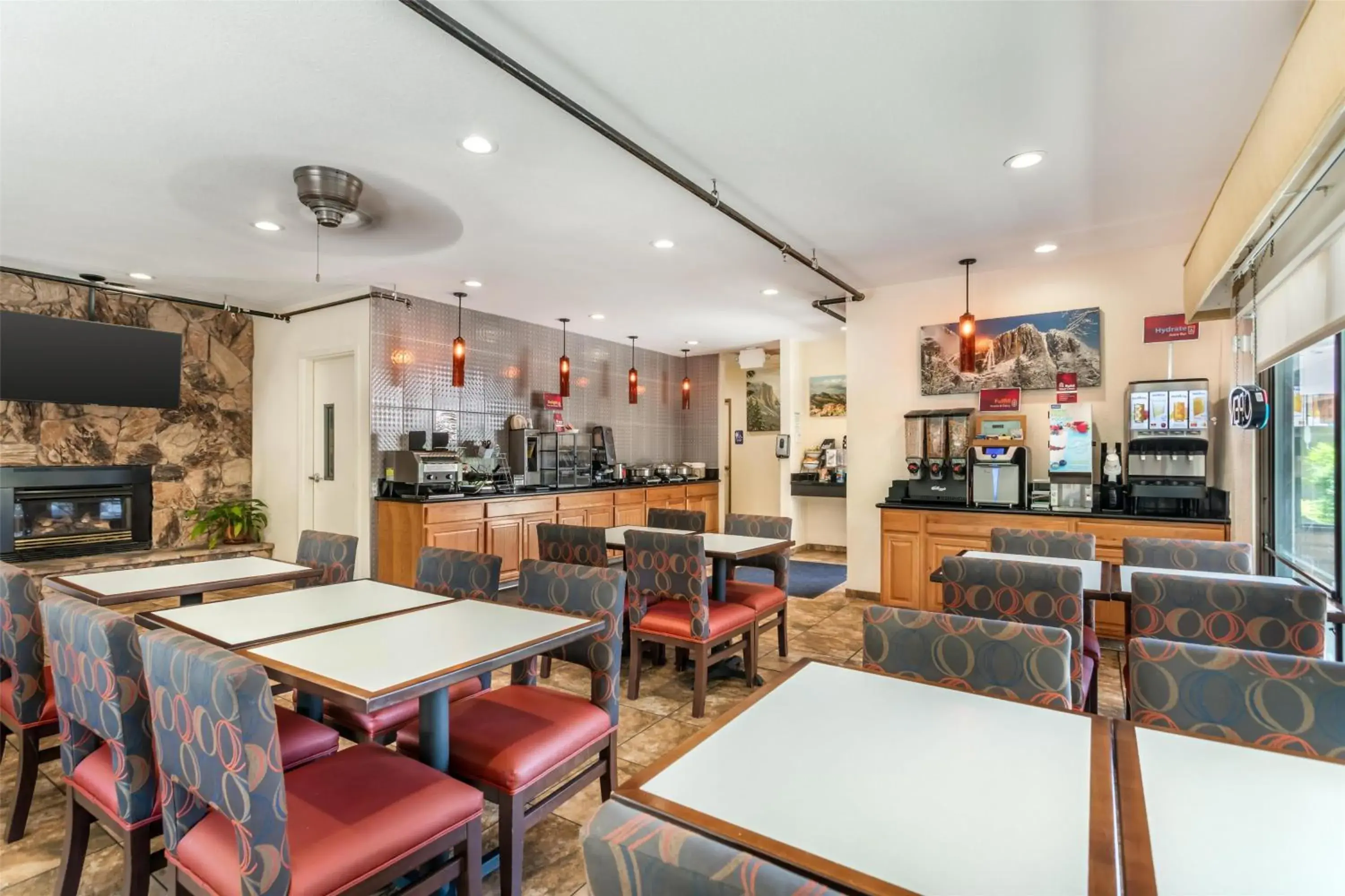 Breakfast in Best Western Plus Sonora Oaks Hotel and Conference Center Breakfast in Best Western Plus Sonora Oaks Hotel and Conference Center