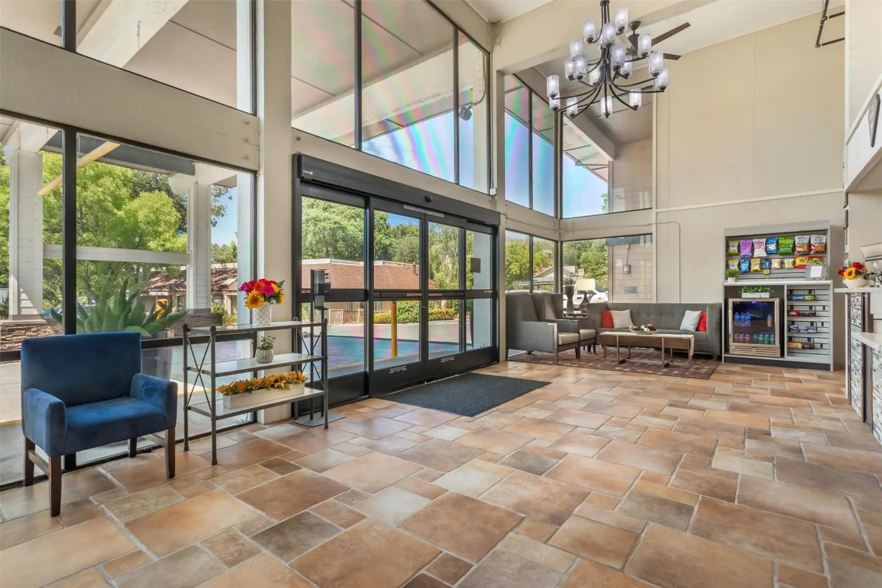 Lobby or reception in Best Western Plus Sonora Oaks Hotel and Conference Center Lobby or reception in Best Western Plus Sonora Oaks Hotel and Conference Center