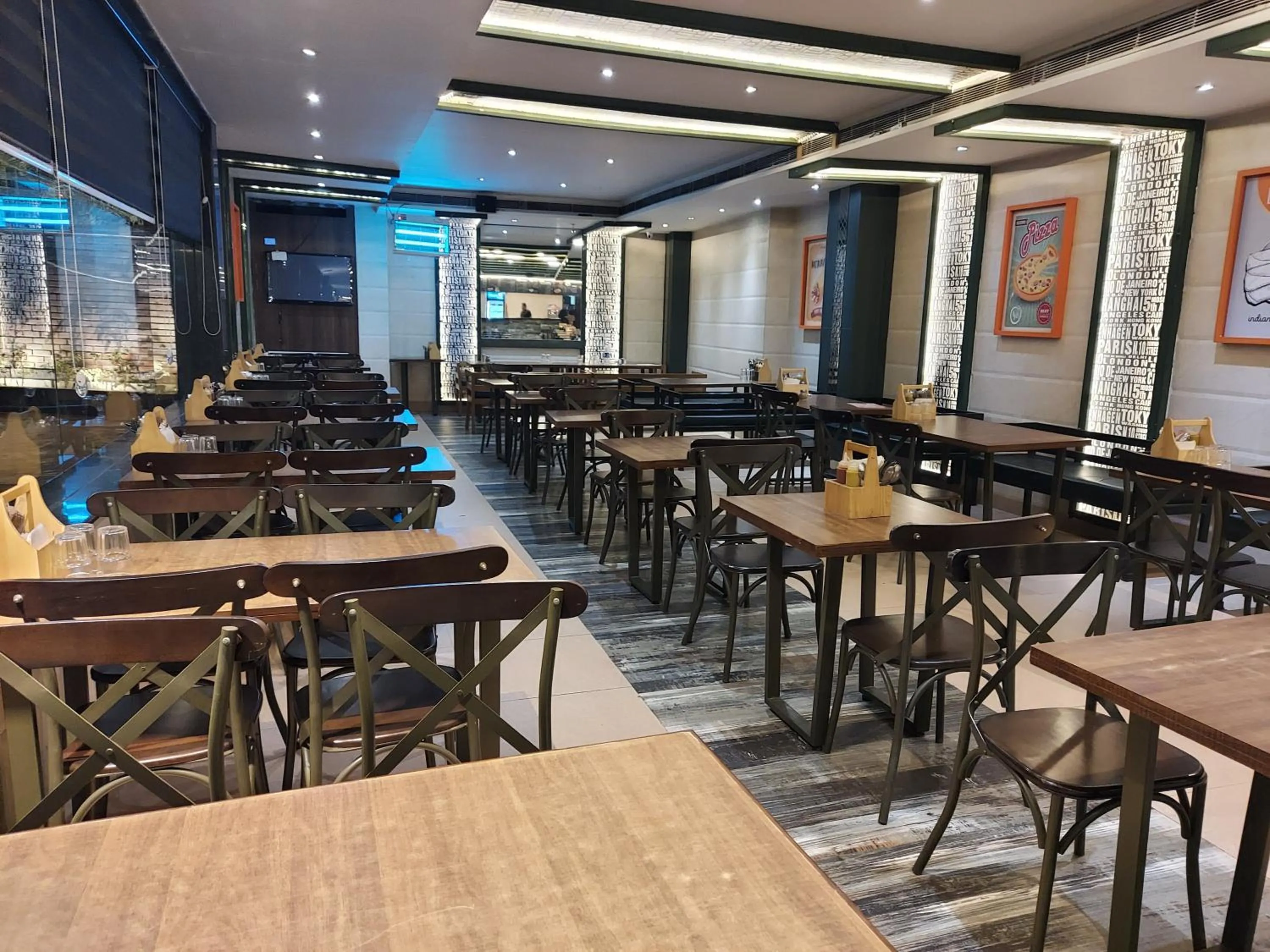 Restaurant/places to eat in Kingston Resort