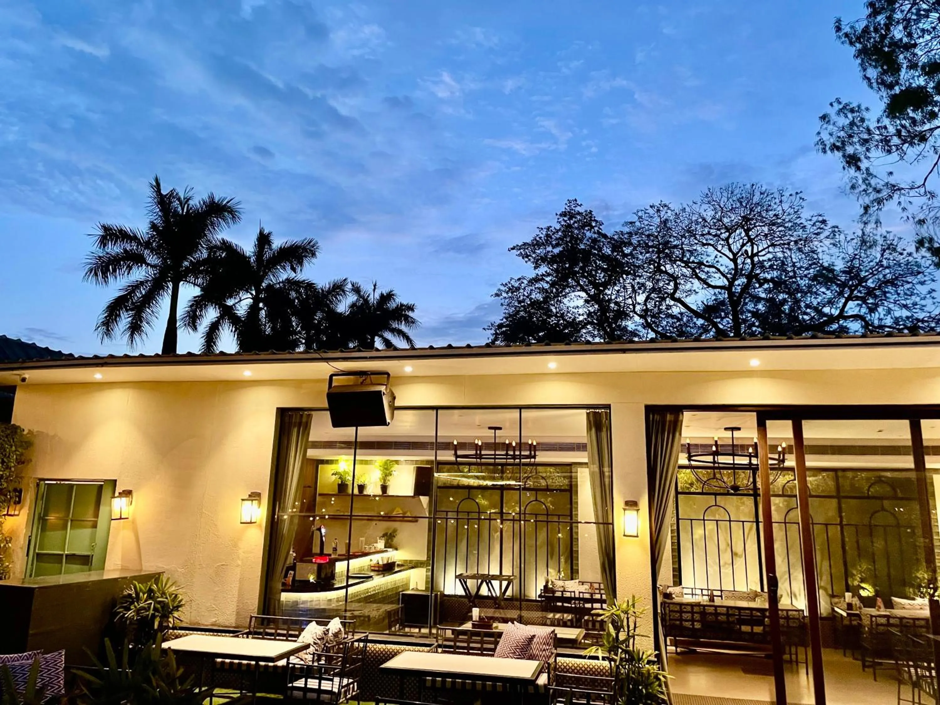 Restaurant/places to eat in Kingston Resort