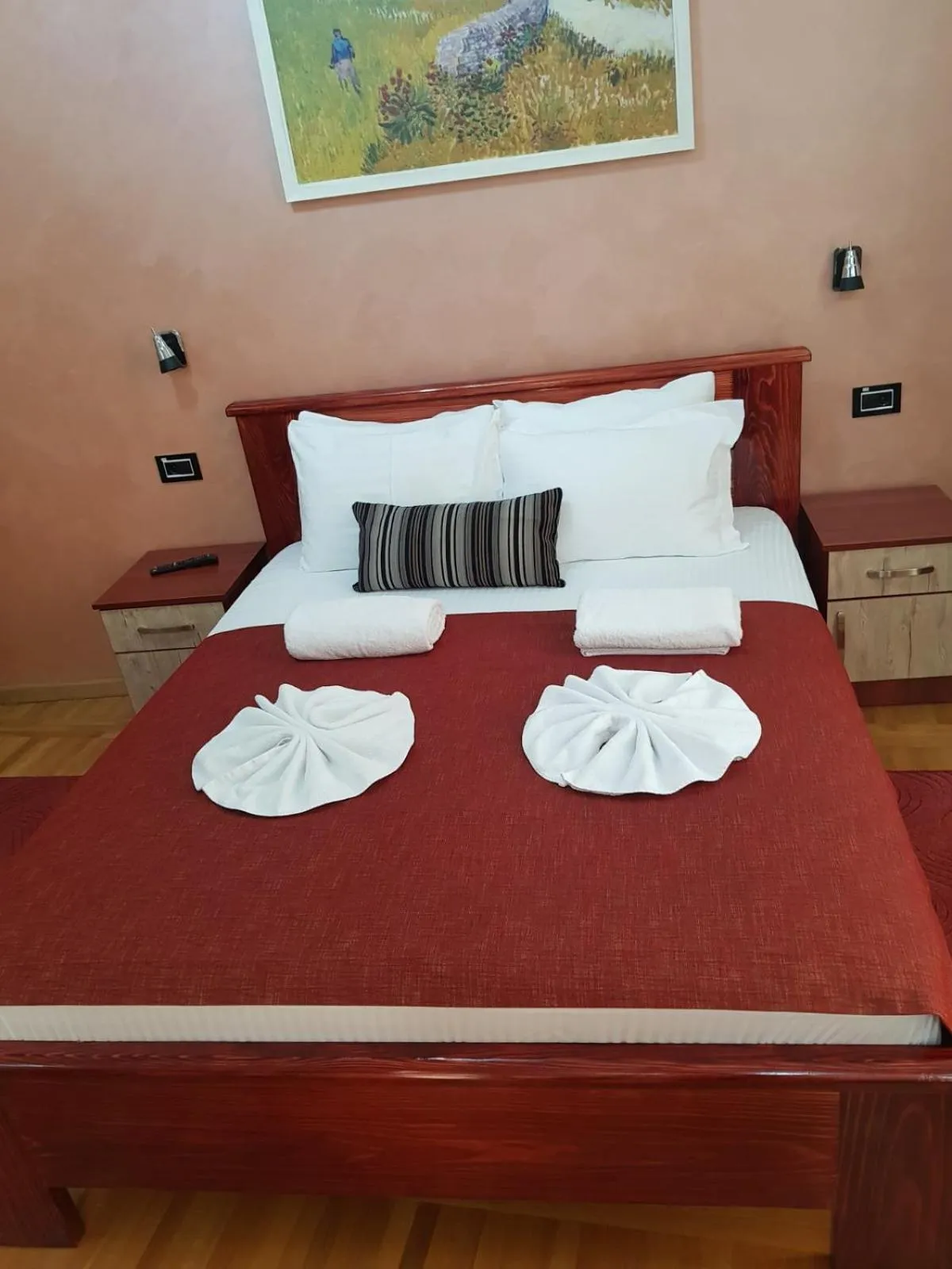 Bed in Hotel Kutko