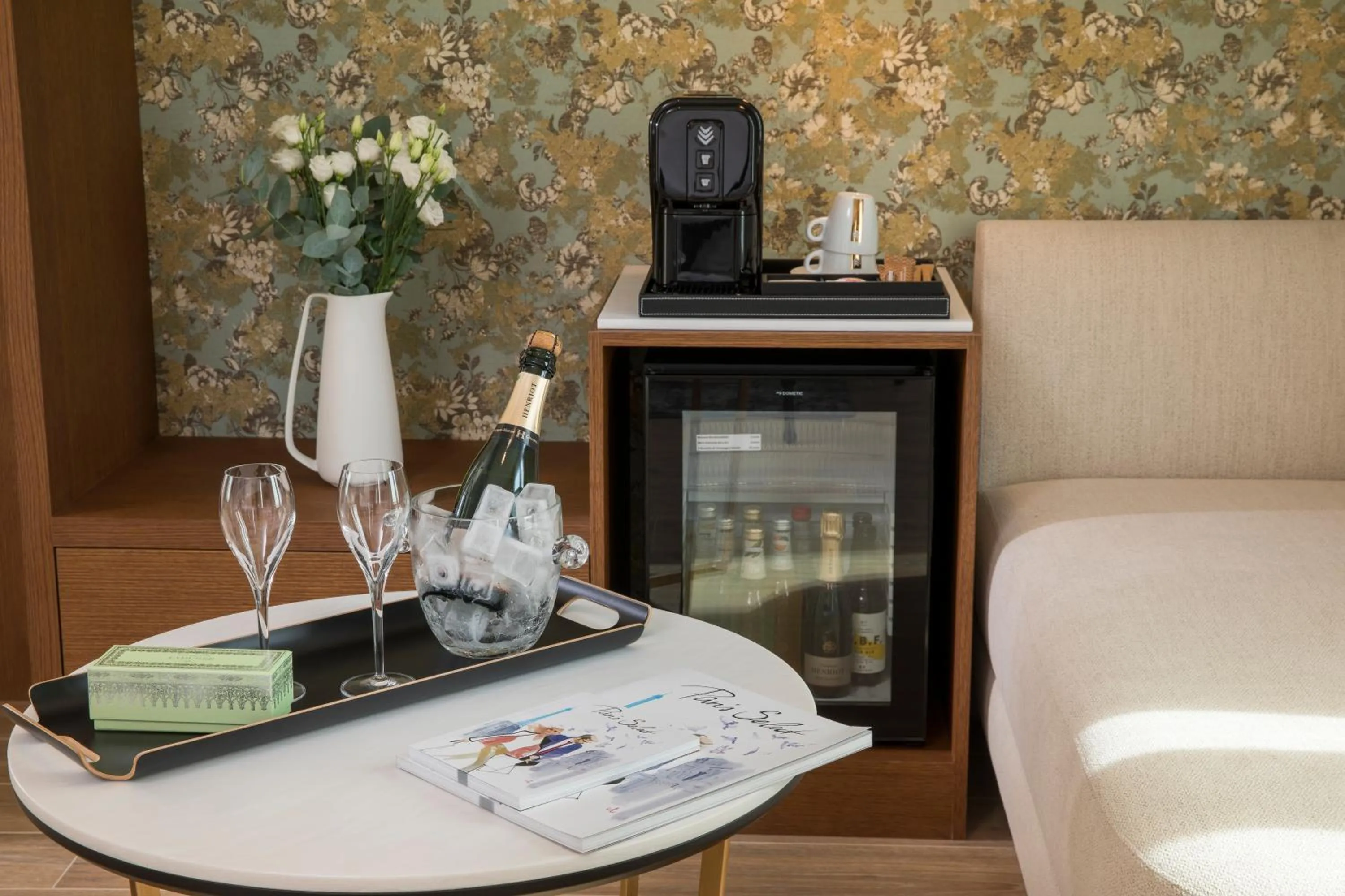 Hôtel des Champs-Elysées