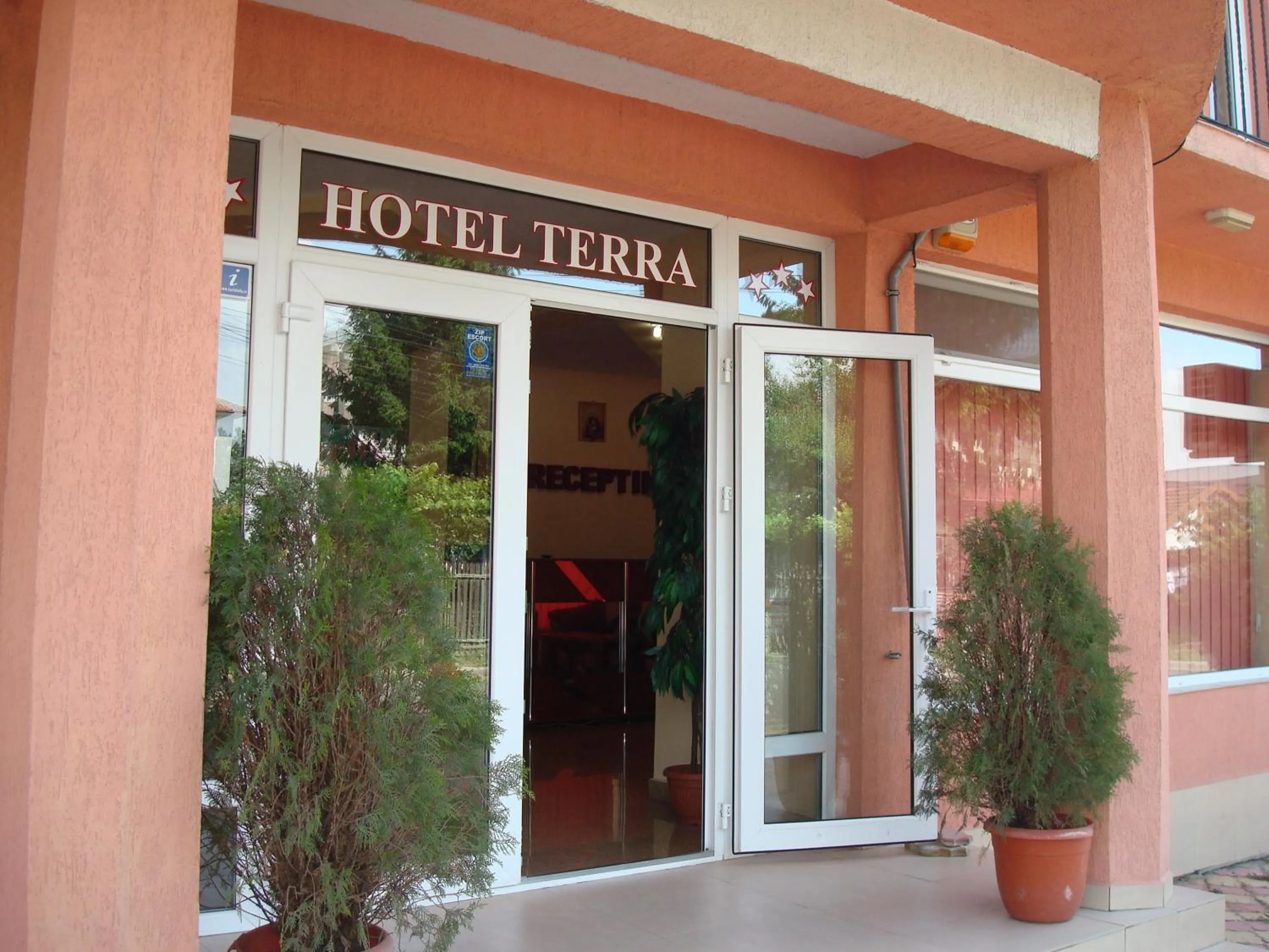 Facade/entrance in Hotel Terra