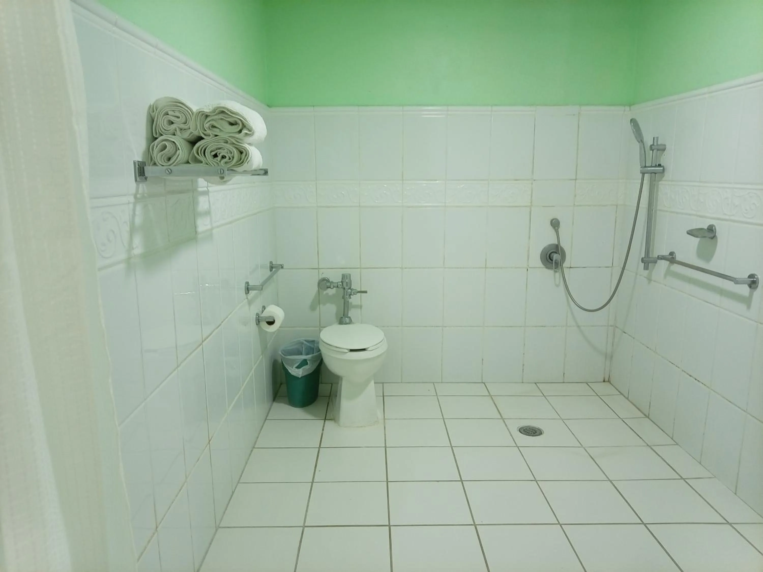 Freedom Shores "La Gringa" Hotel - Universally Designed