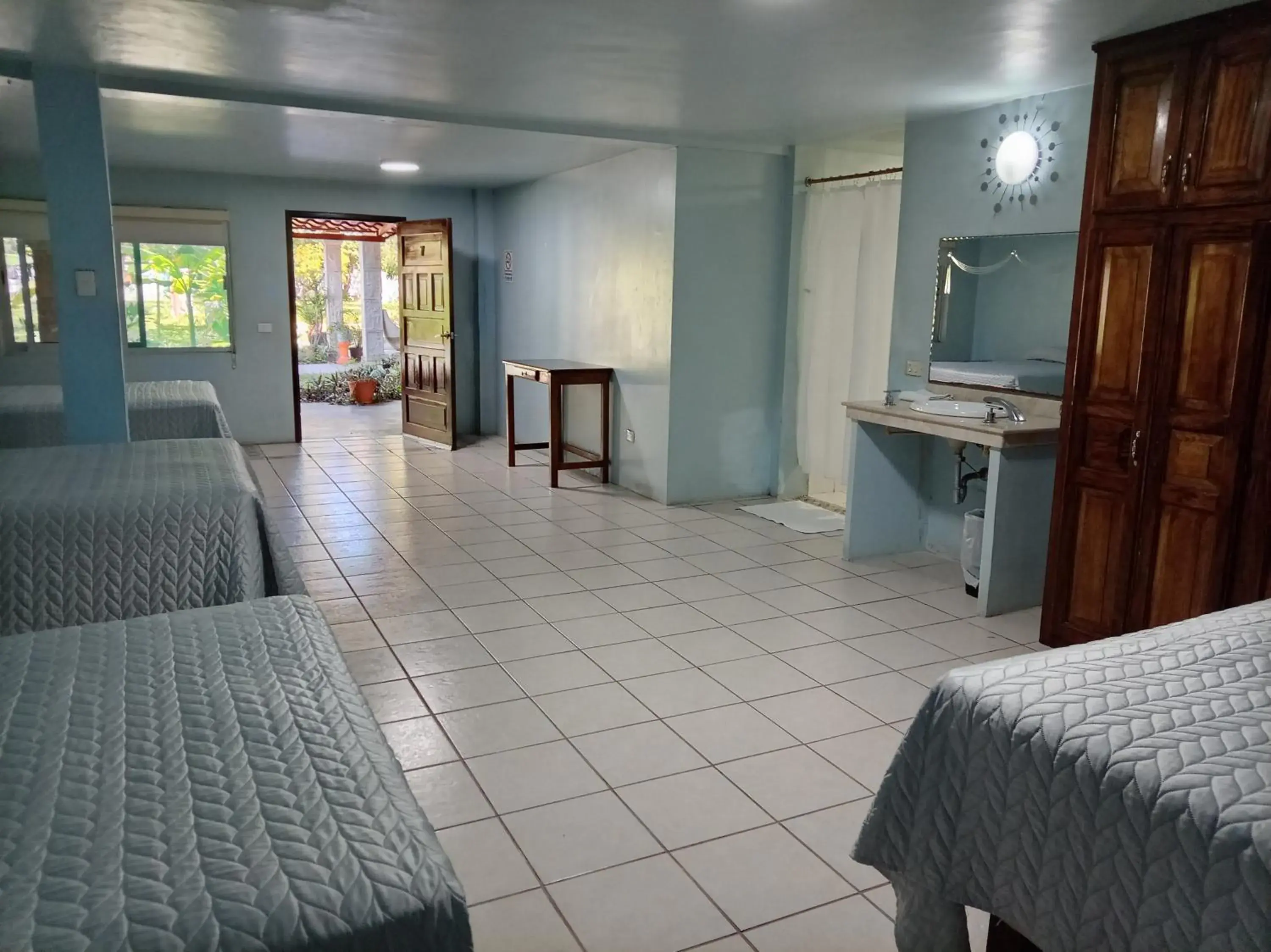 Quadruple Room with Garden View in Freedom Shores "La Gringa" Hotel - Universally Designed Quadruple Room with Garden View in Freedom Shores "La Gringa" Hotel - Universally Designed