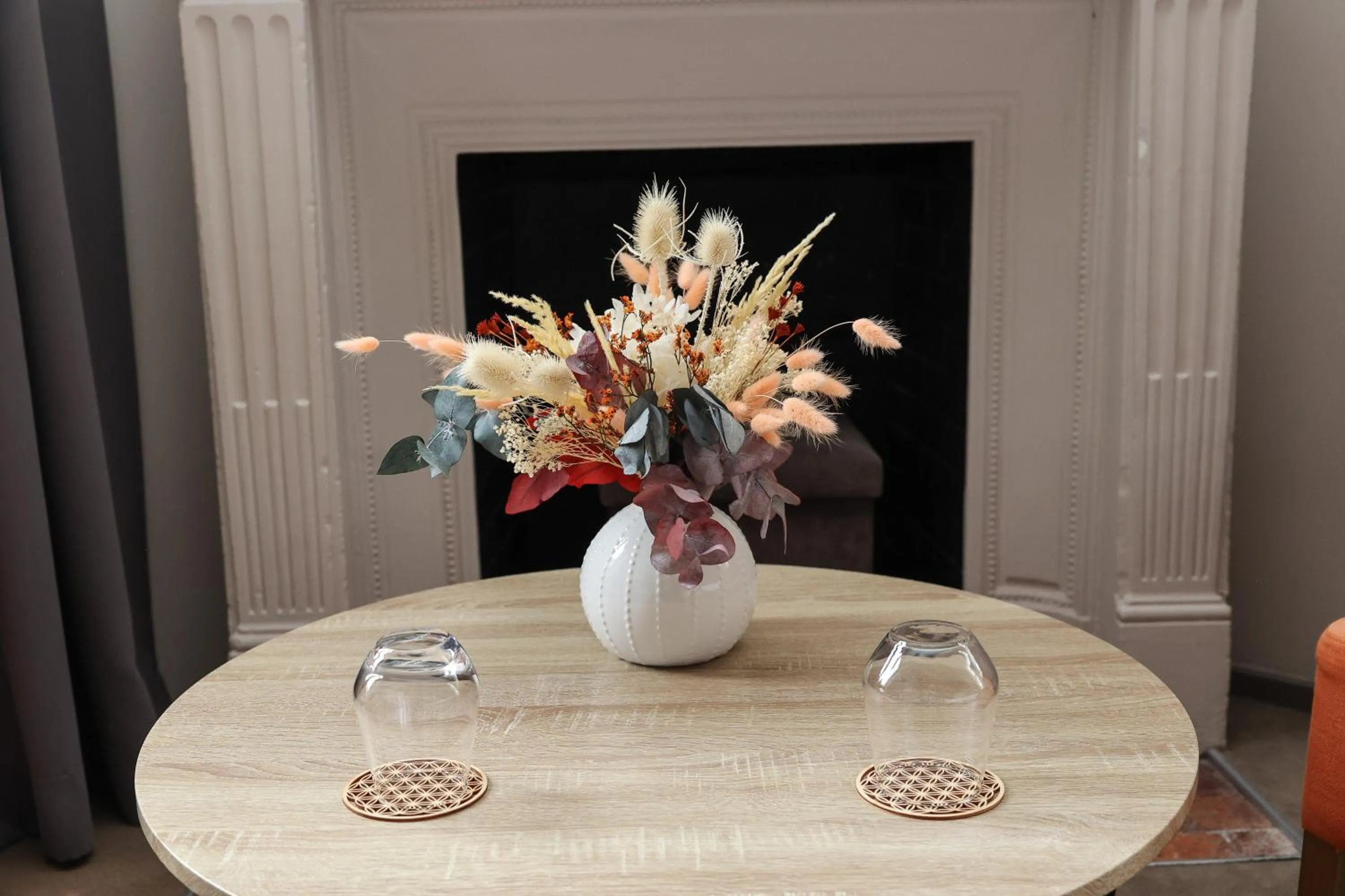 Decorative detail in Hôtel Château de Lacan