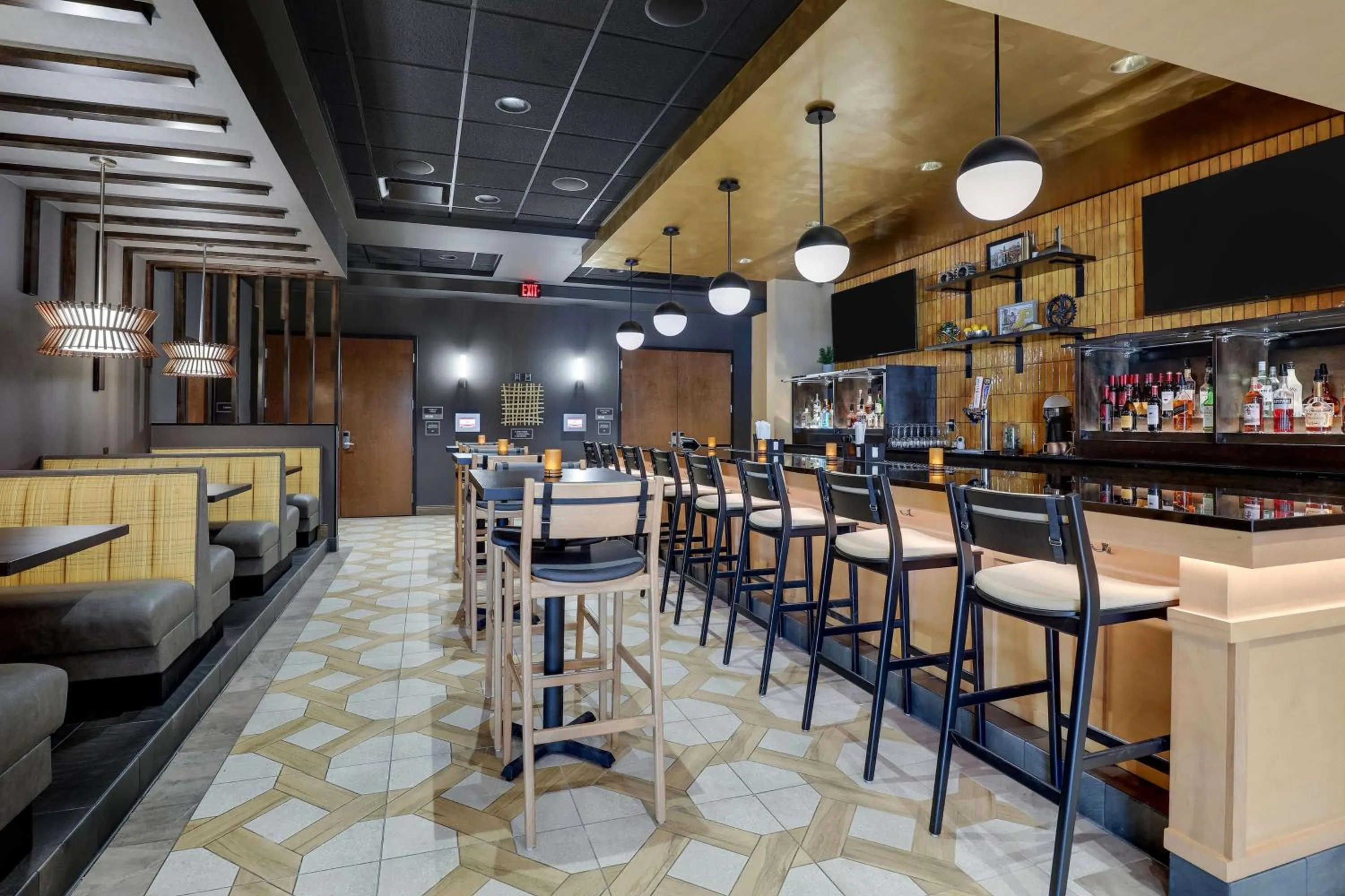 Lounge or bar in Drury Inn & Suites Lafayette IN