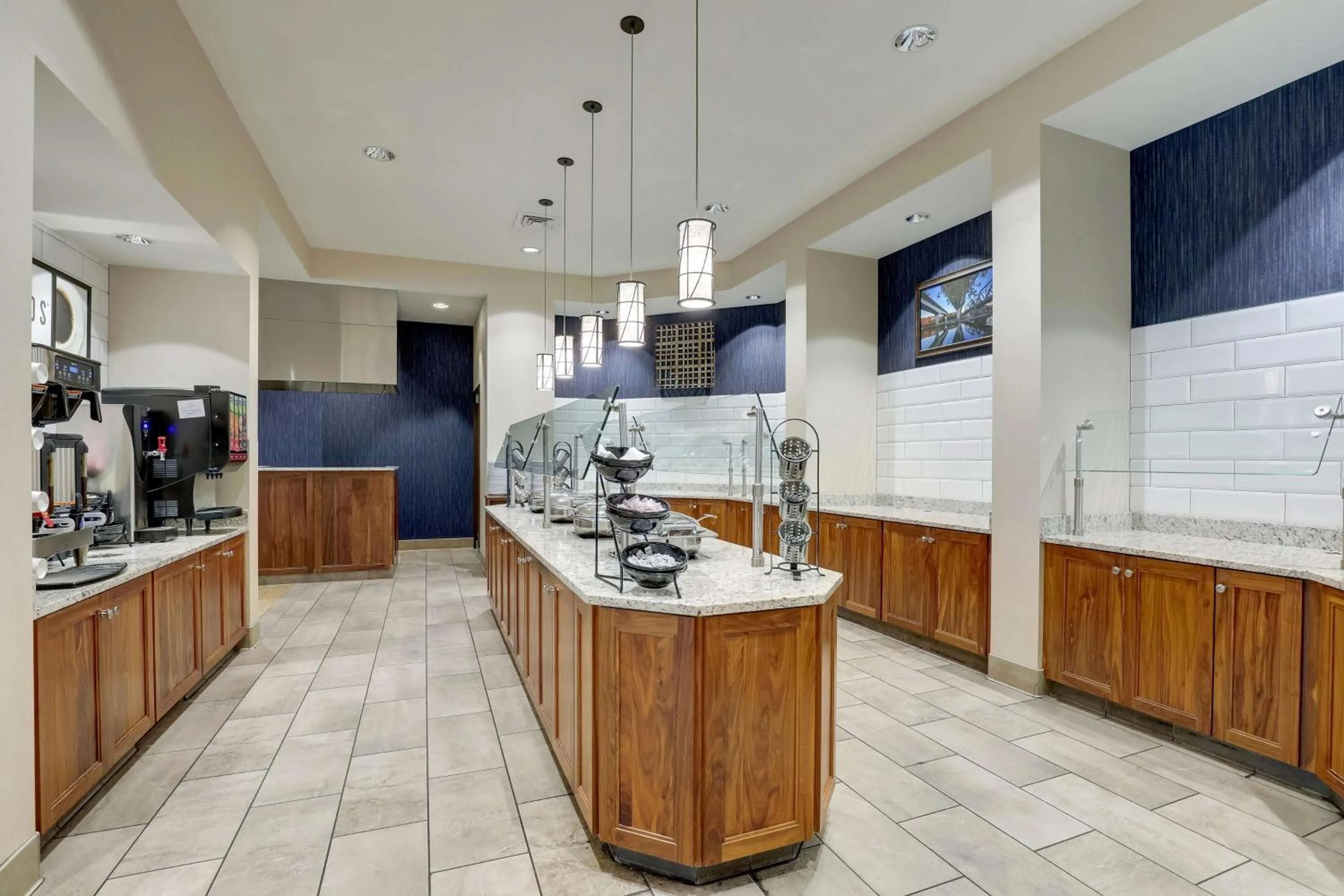 Breakfast in Drury Inn & Suites Lafayette IN