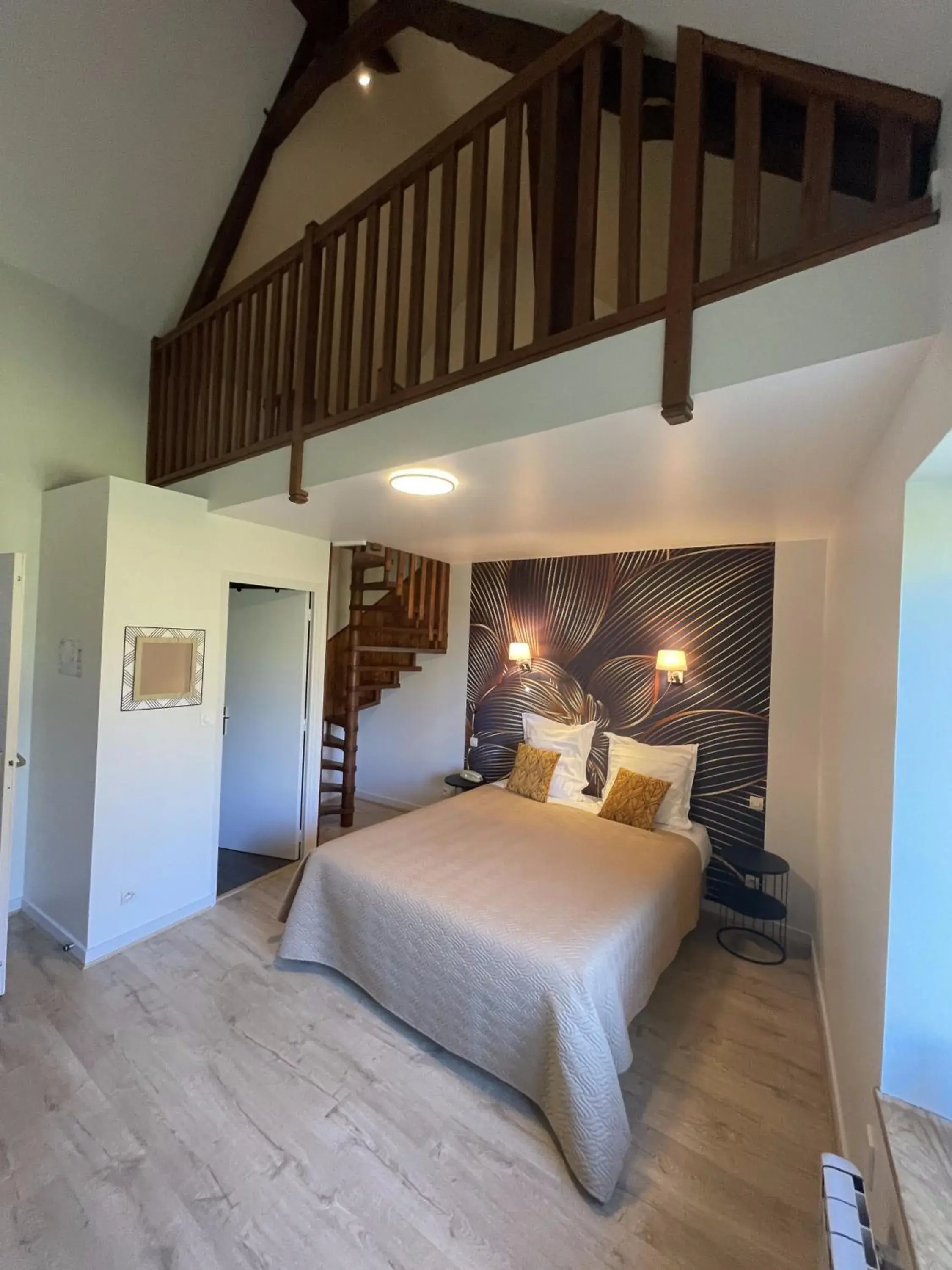 Triple Room in Manoir De Rigourdaine Triple Room in Manoir De Rigourdaine