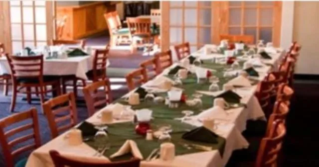 Restaurant/places to eat in Fisherman's Landing Inn