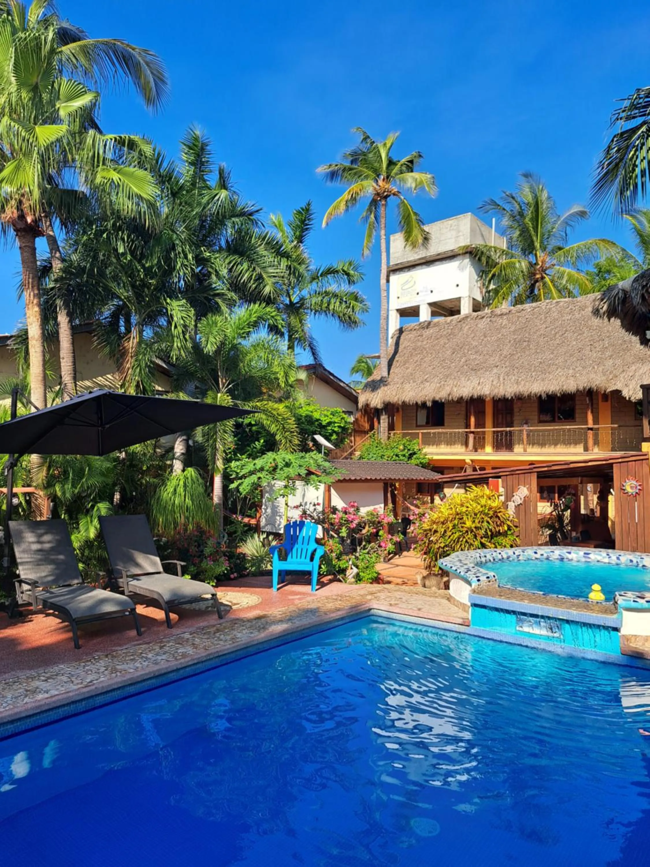 Property building in HOTELITO SWISS OASIS, Playa Zicatela - Adults Only - Kitchen - Cocina
