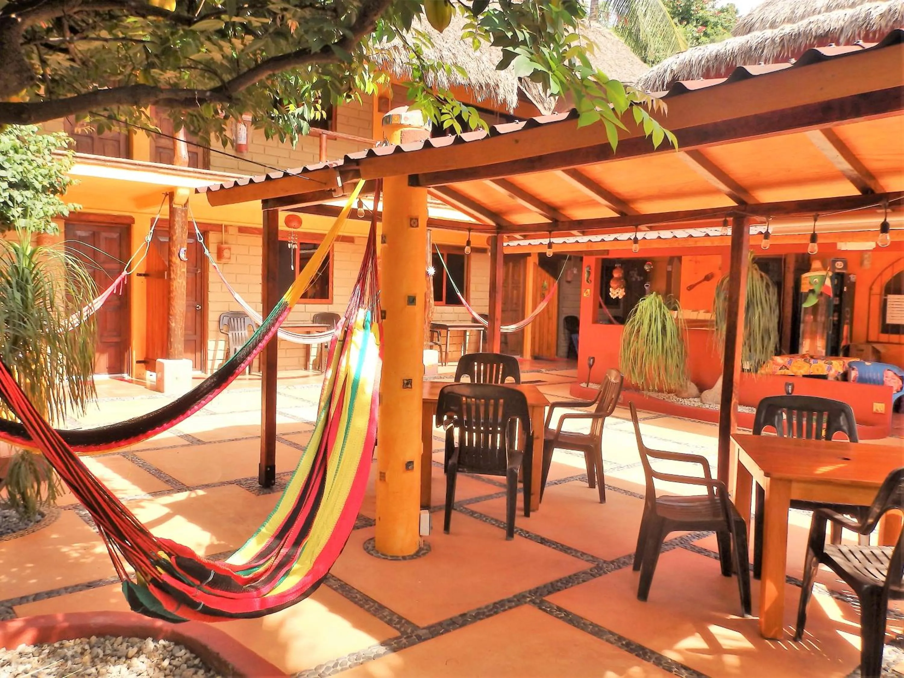 Property building in HOTELITO SWISS OASIS, Playa Zicatela - Adults Only - Kitchen - Cocina