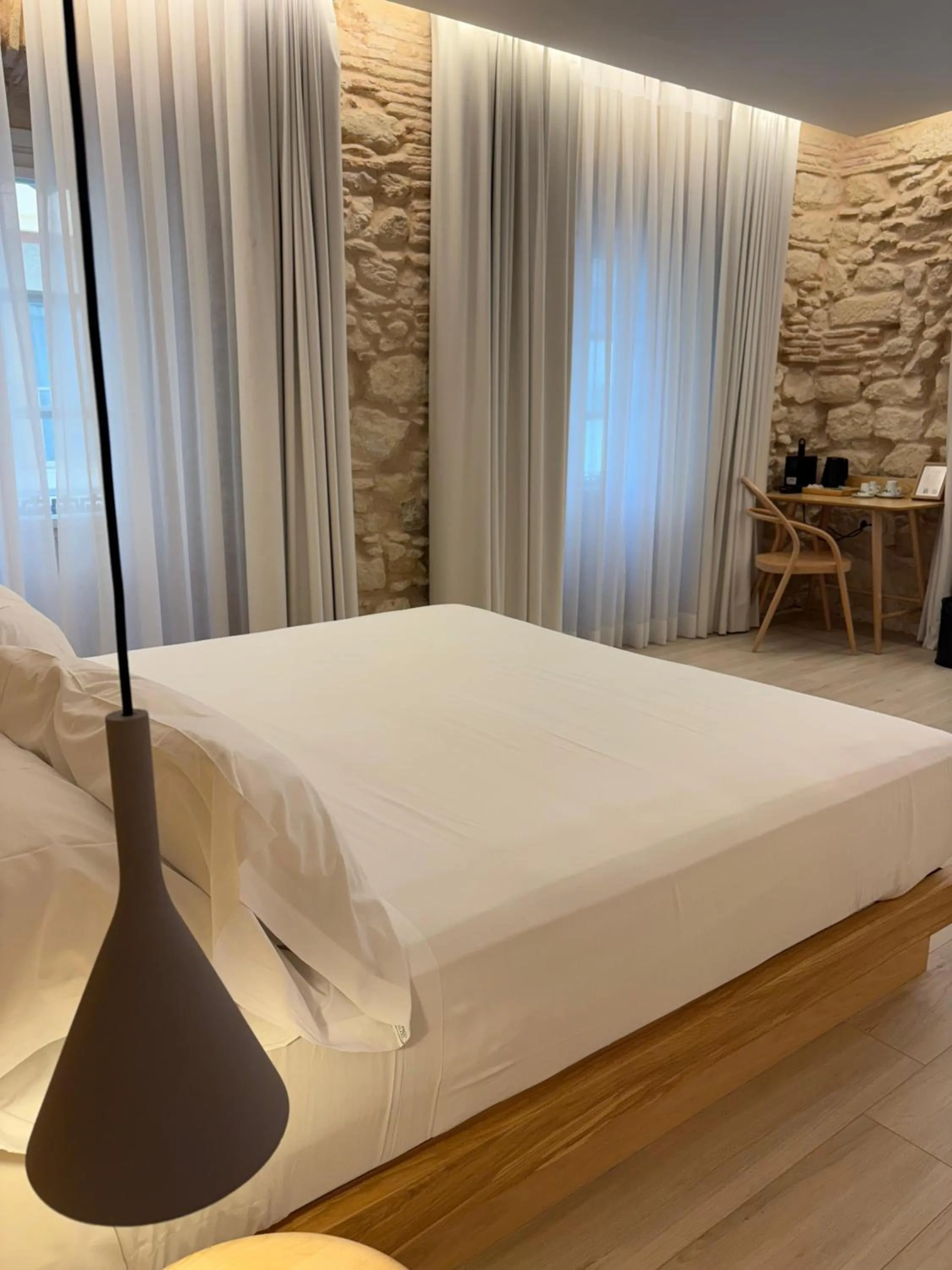 Bed in Hotel Serawa Alicante