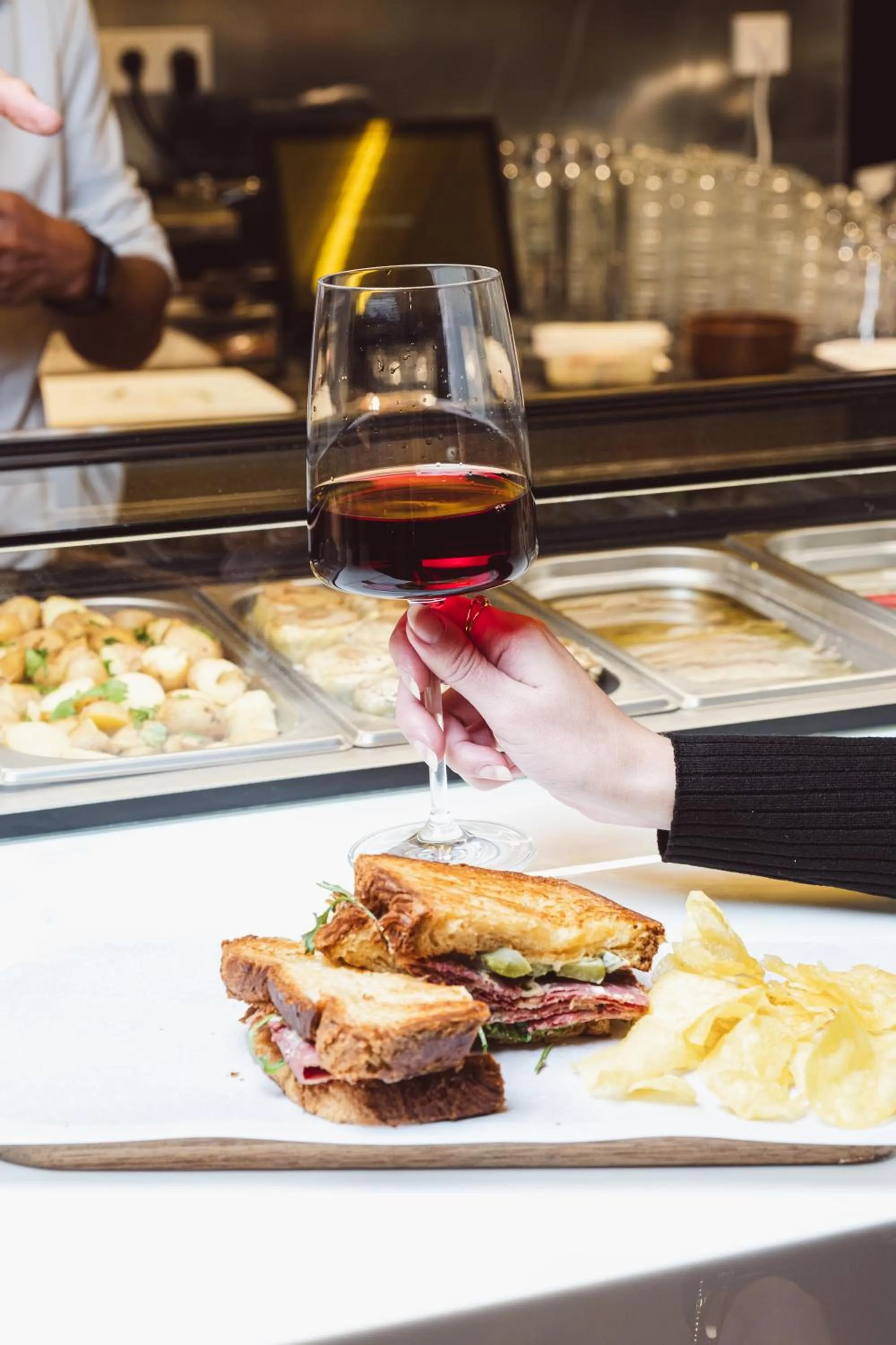 Restaurant/places to eat in Hotel Serawa Alicante