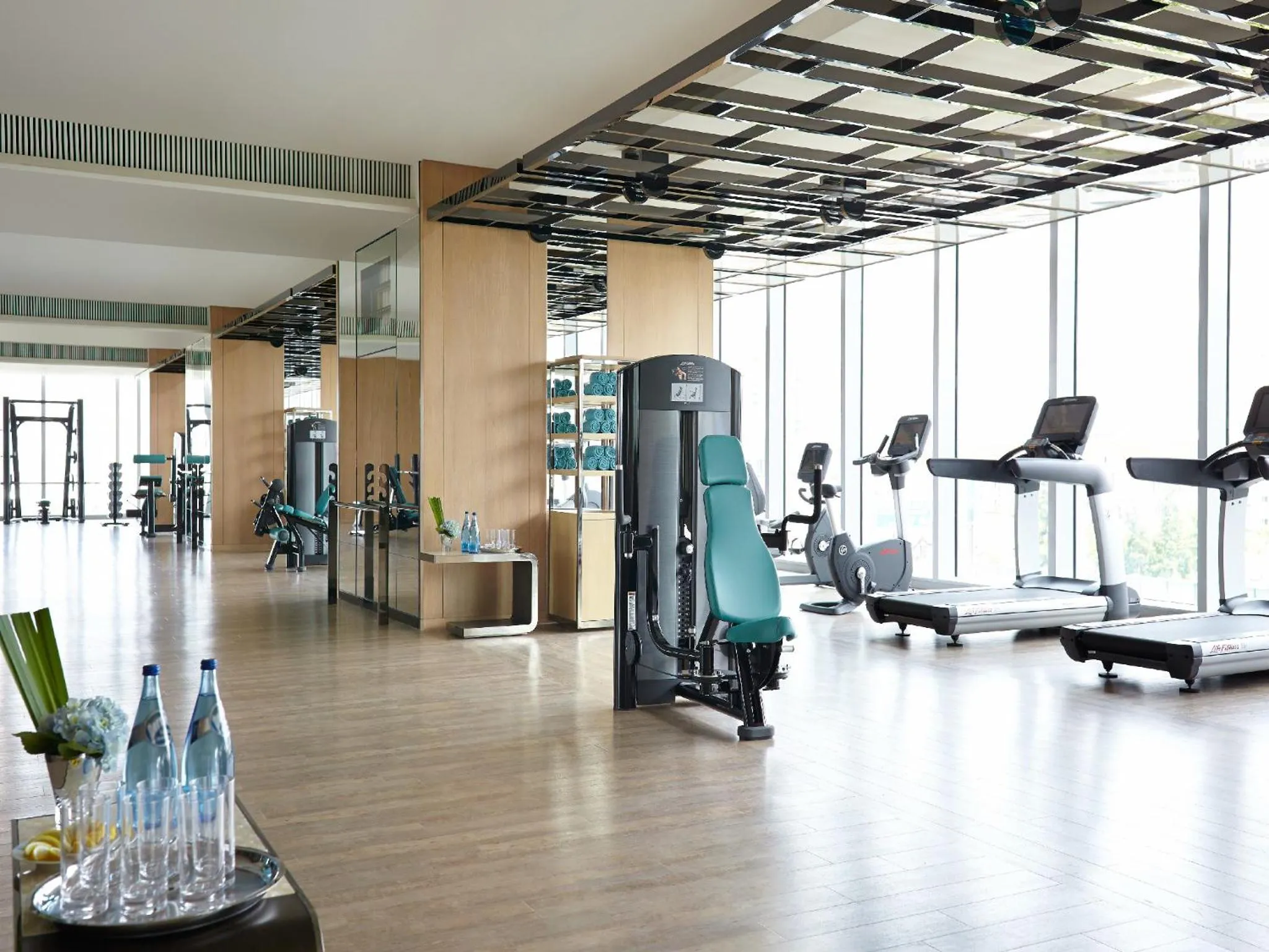 Fitness centre/facilities in Jing An Shangri-La, Shanghai - sits centrally amid Puxi's iconic landmarks, uniquely positioned nearby Jing'an Temple
