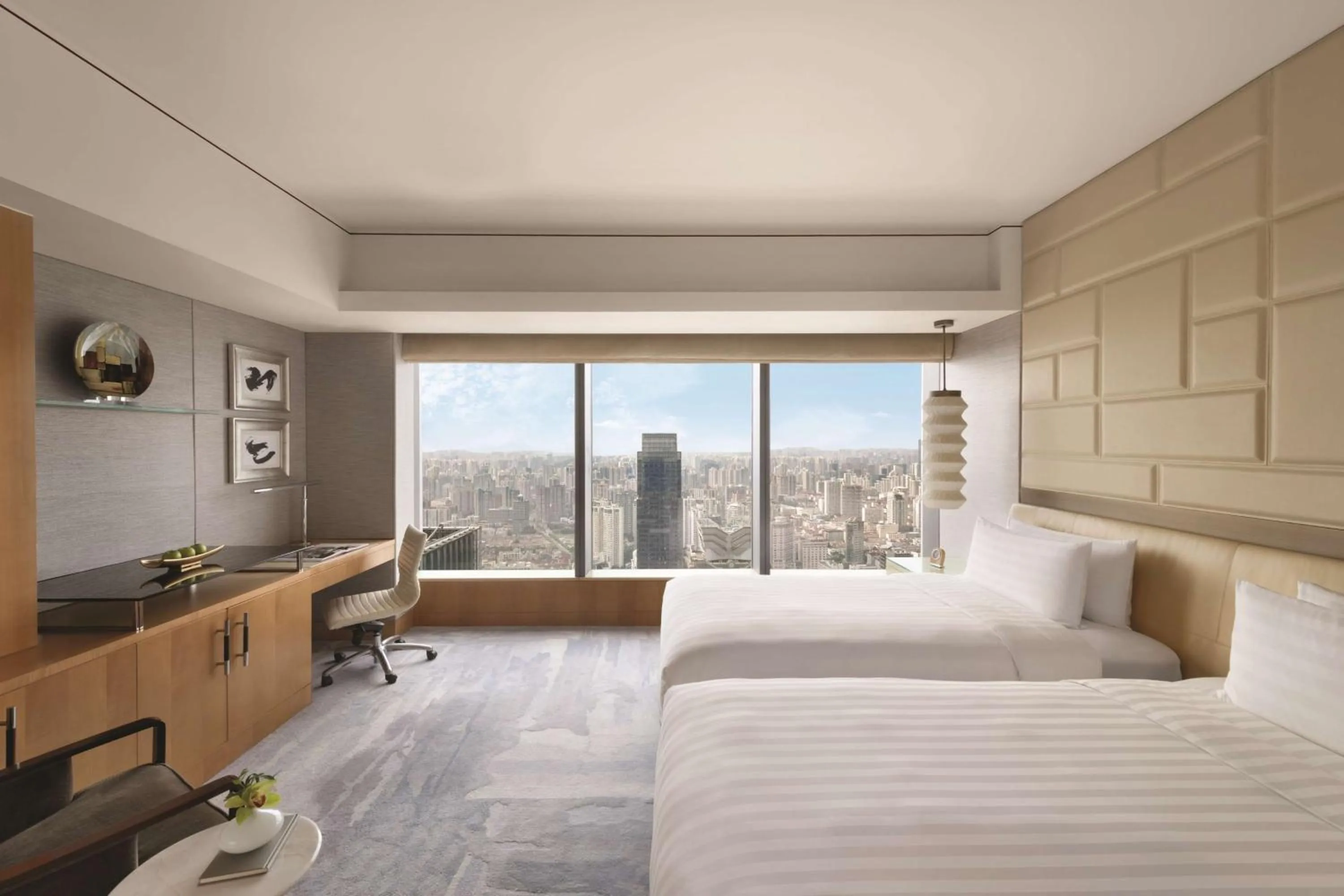 Photo of the whole room, Bed in Jing An Shangri-La, Shanghai - sits centrally amid Puxi's iconic landmarks, uniquely positioned nearby Jing'an Temple