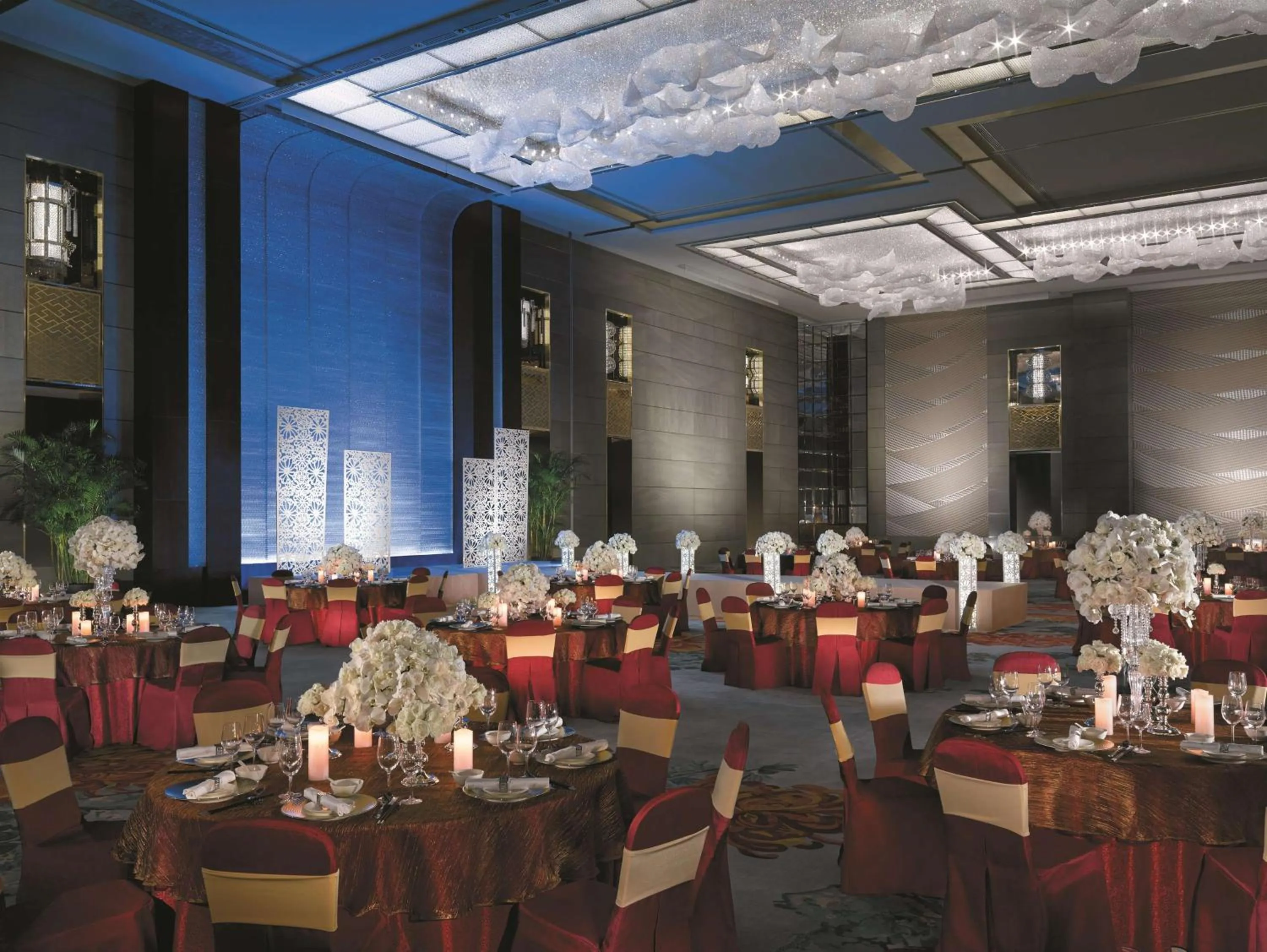 Other in Jing An Shangri-La, Shanghai - sits centrally amid Puxi's iconic landmarks, uniquely positioned nearby Jing'an Temple