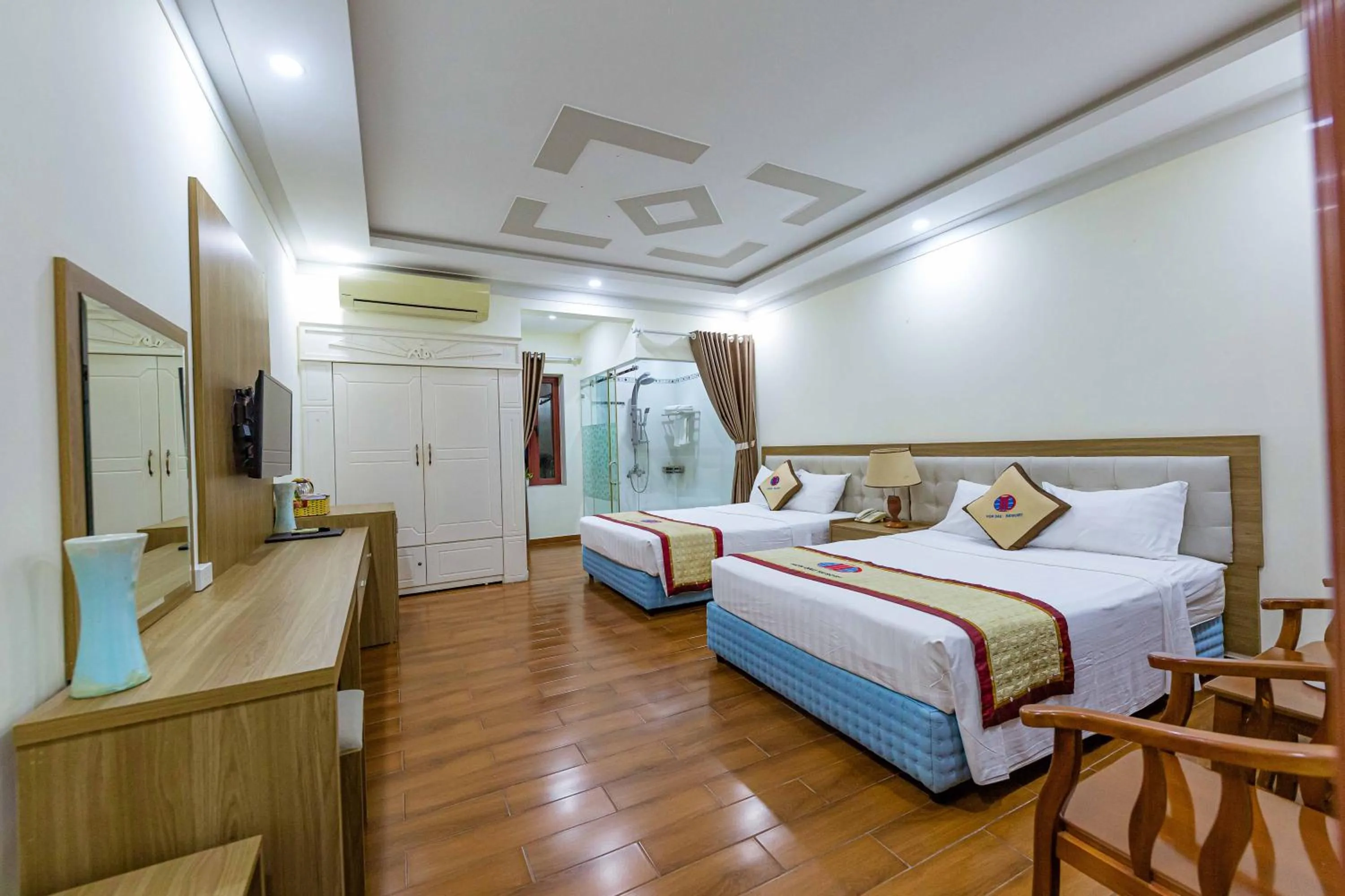 Bed in Hon Dau Resort