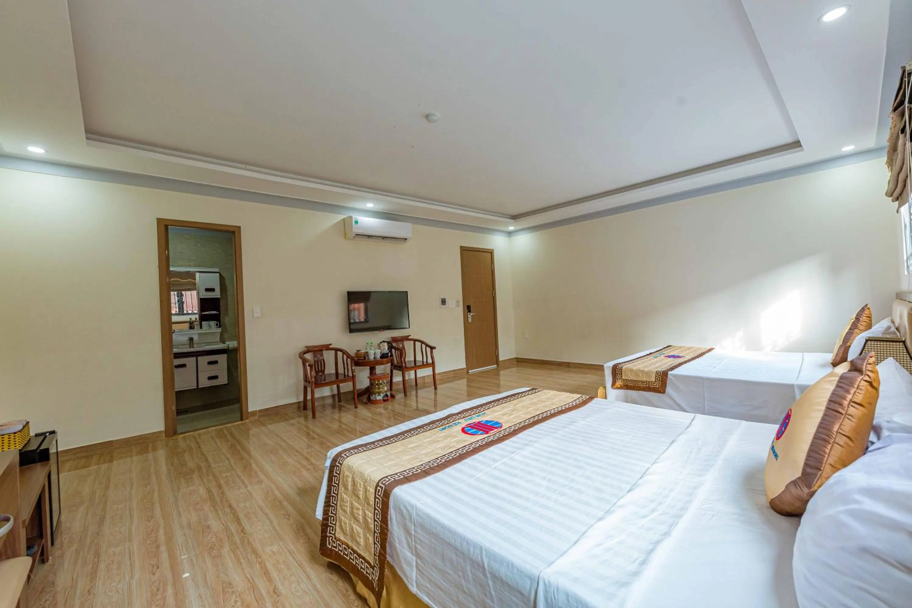 Bed in Hon Dau Resort