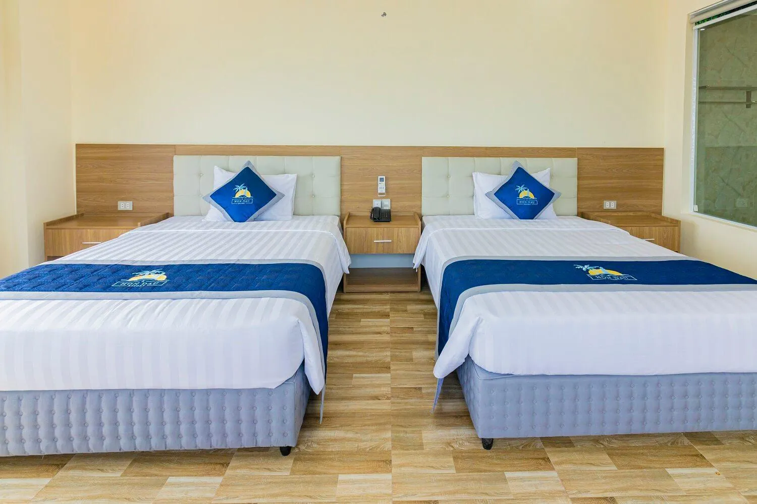 Bed in Hon Dau Resort
