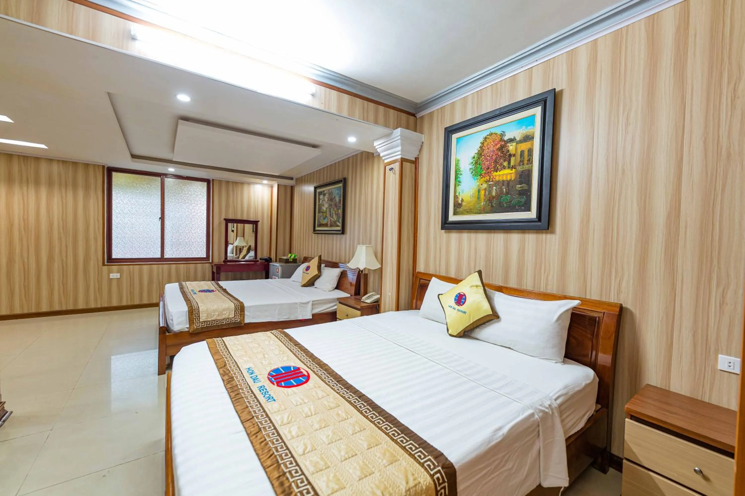 Bed in Hon Dau Resort