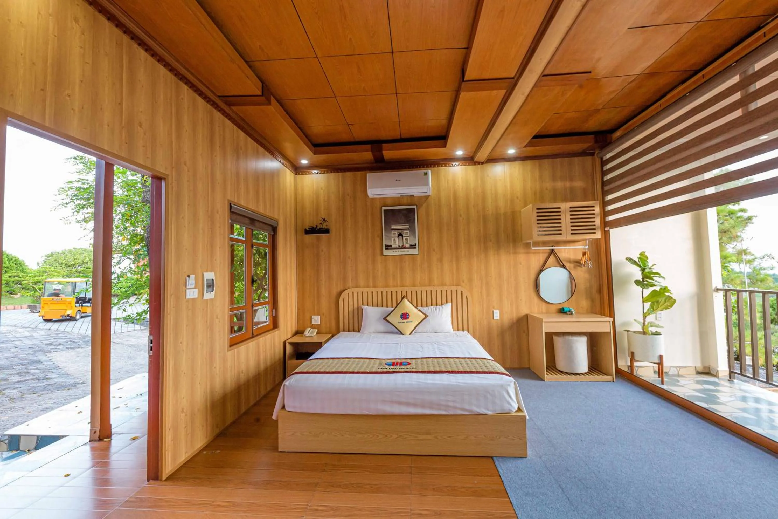 Bed in Hon Dau Resort