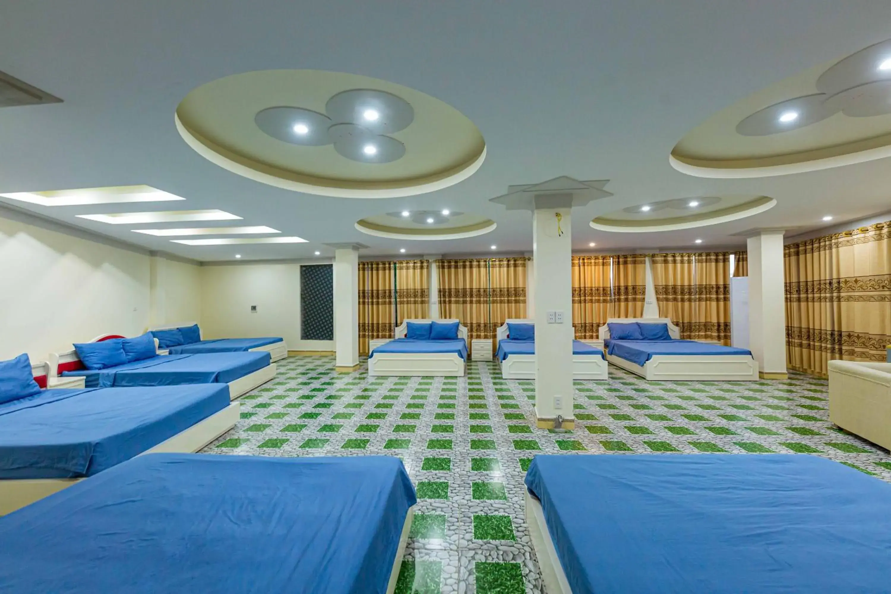 Bed in Hon Dau Resort Bed in Hon Dau Resort