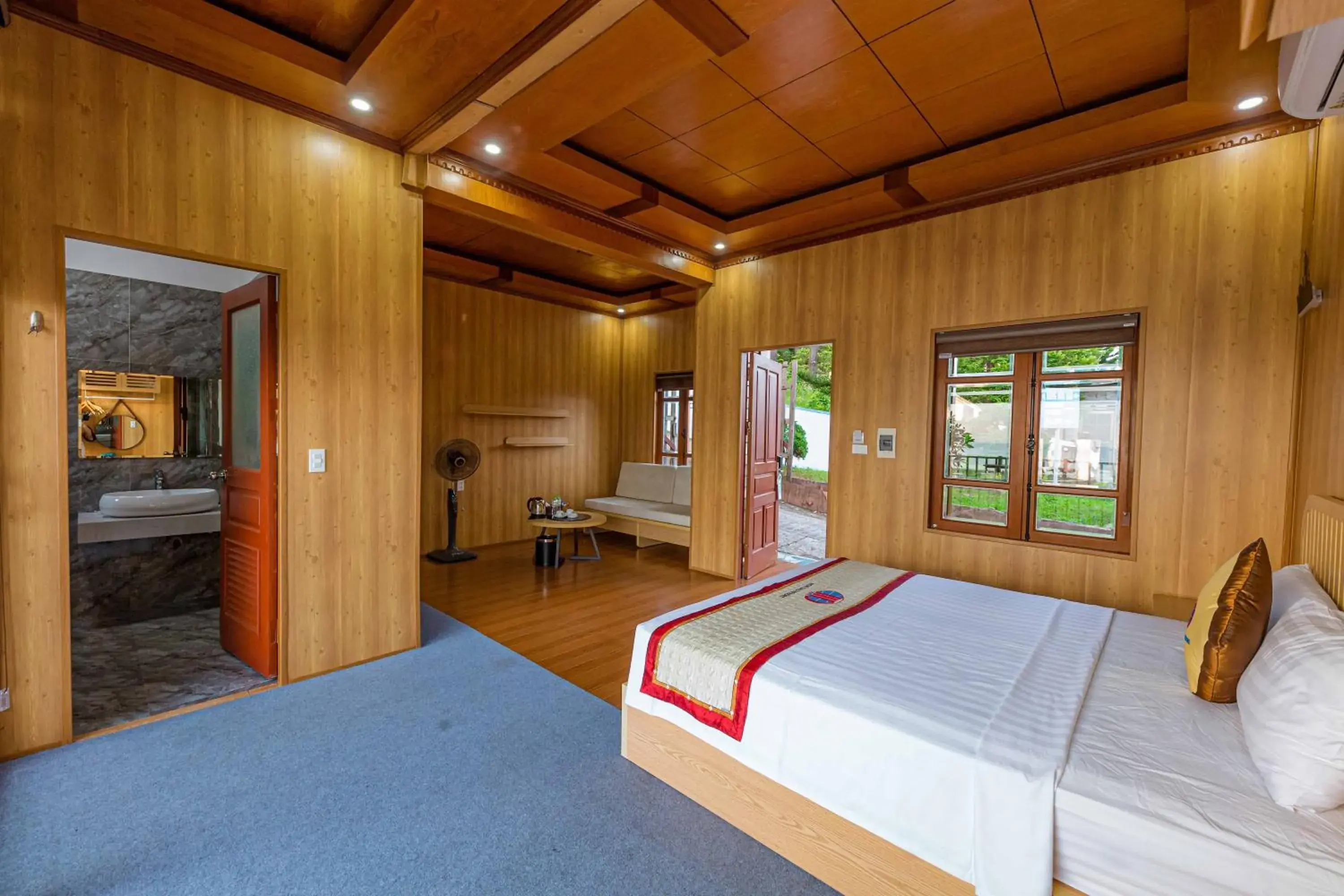 Bed in Hon Dau Resort Bed in Hon Dau Resort