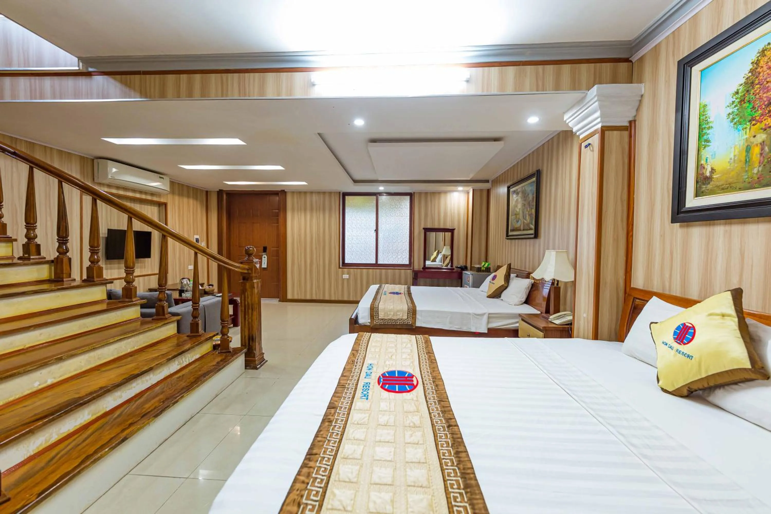 Bed in Hon Dau Resort