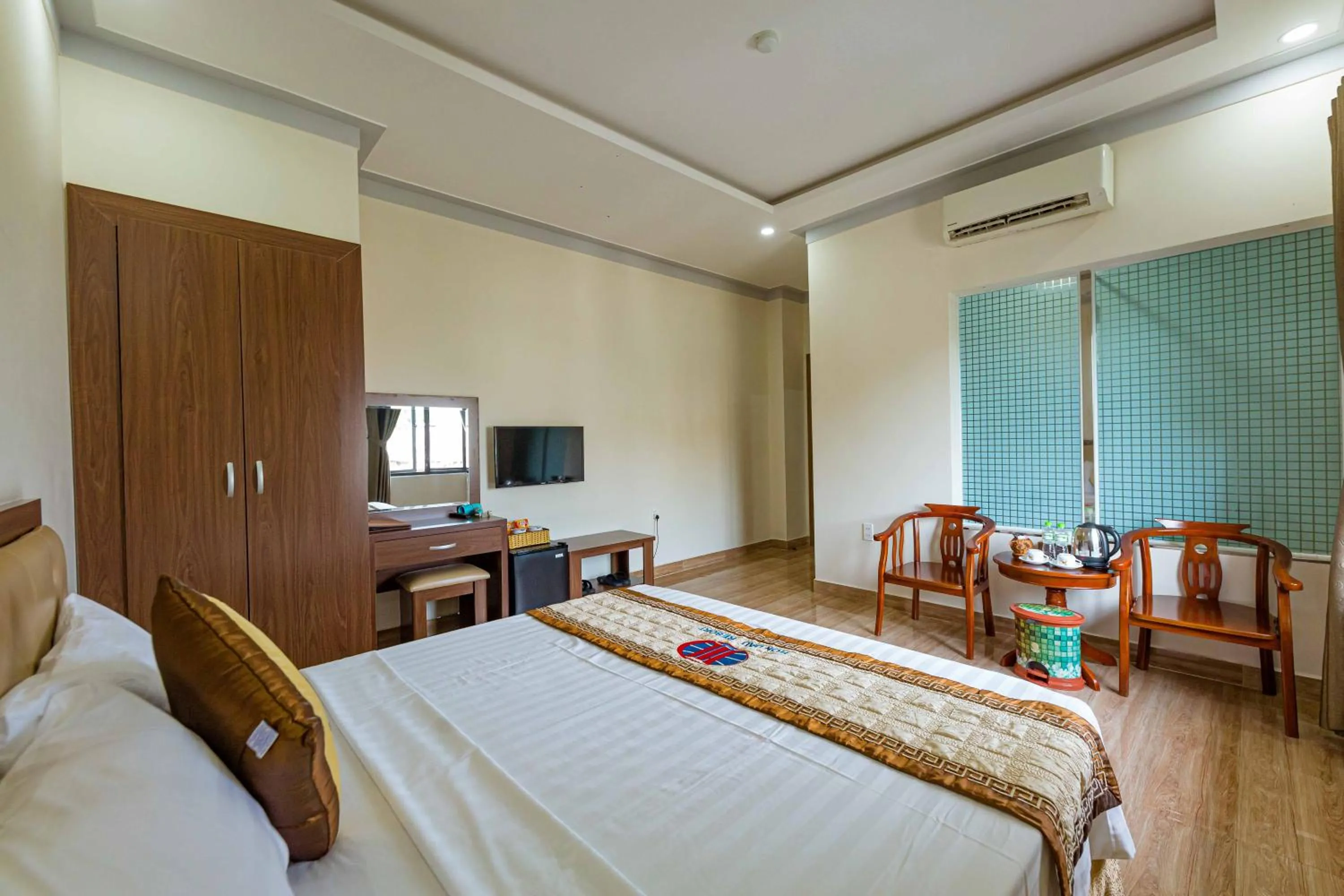 Bed in Hon Dau Resort