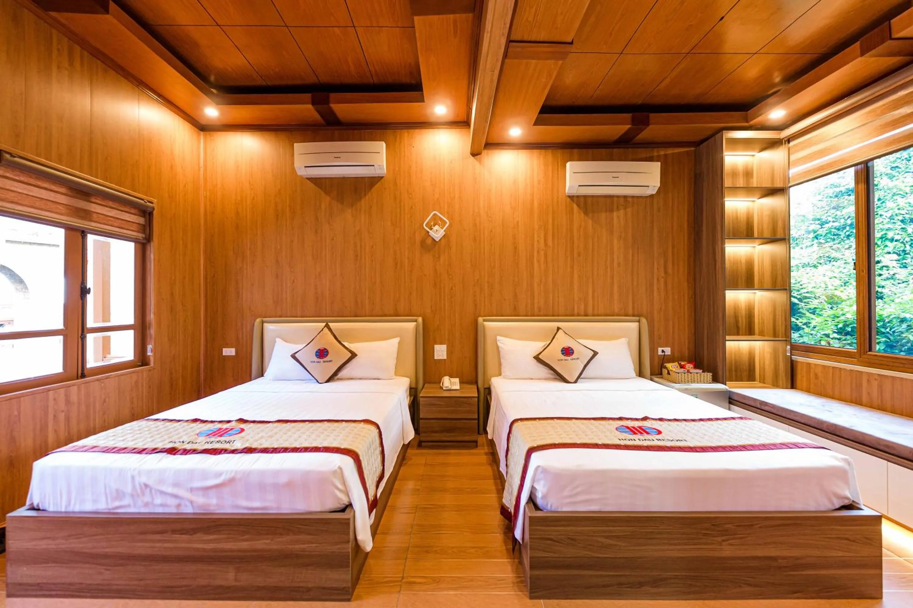 Bed in Hon Dau Resort